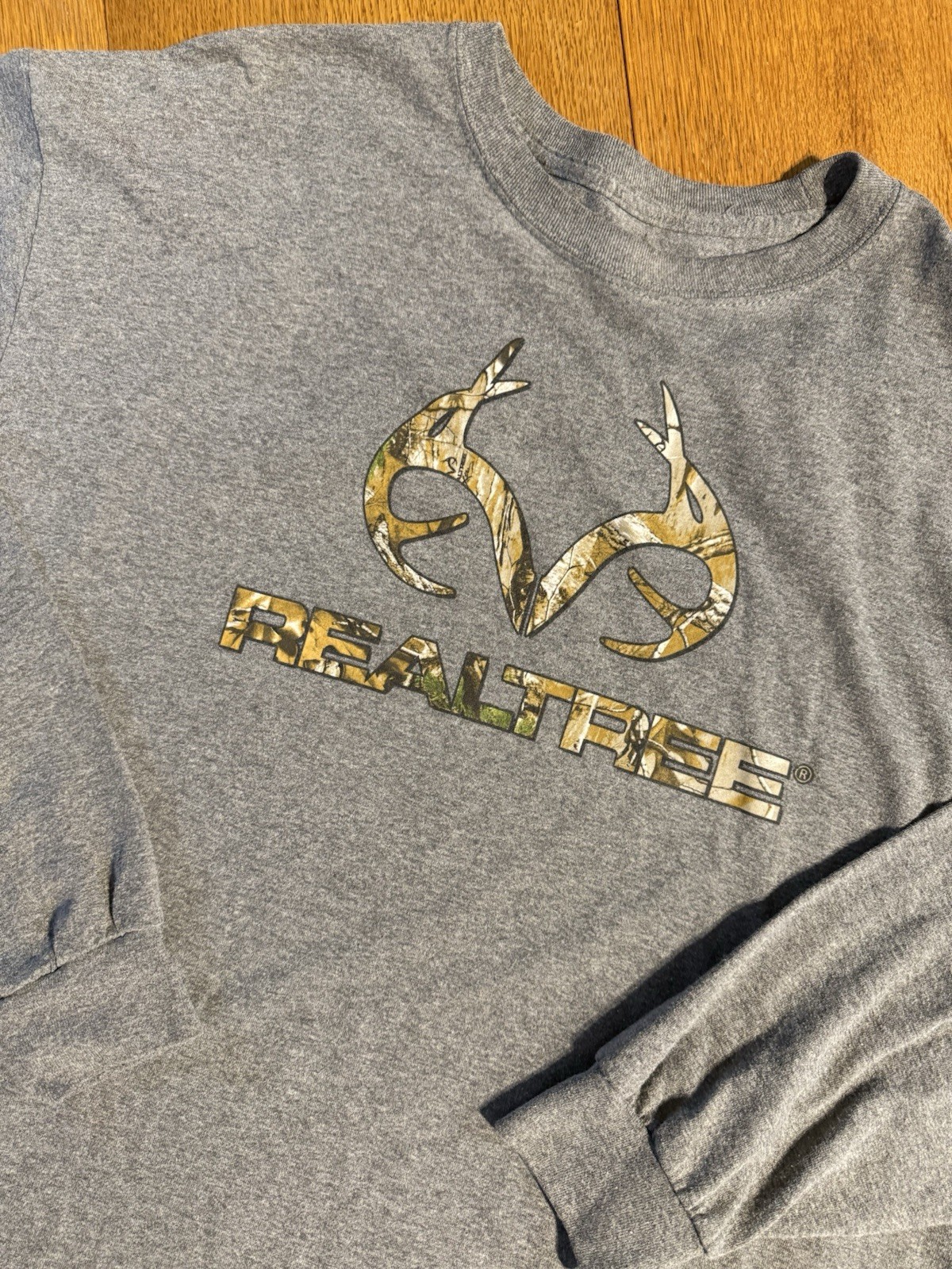 Realtree Long Sleeve T-Shirt Men 2XL Gray Camo Logo Cotton Poly Blend Outdoors