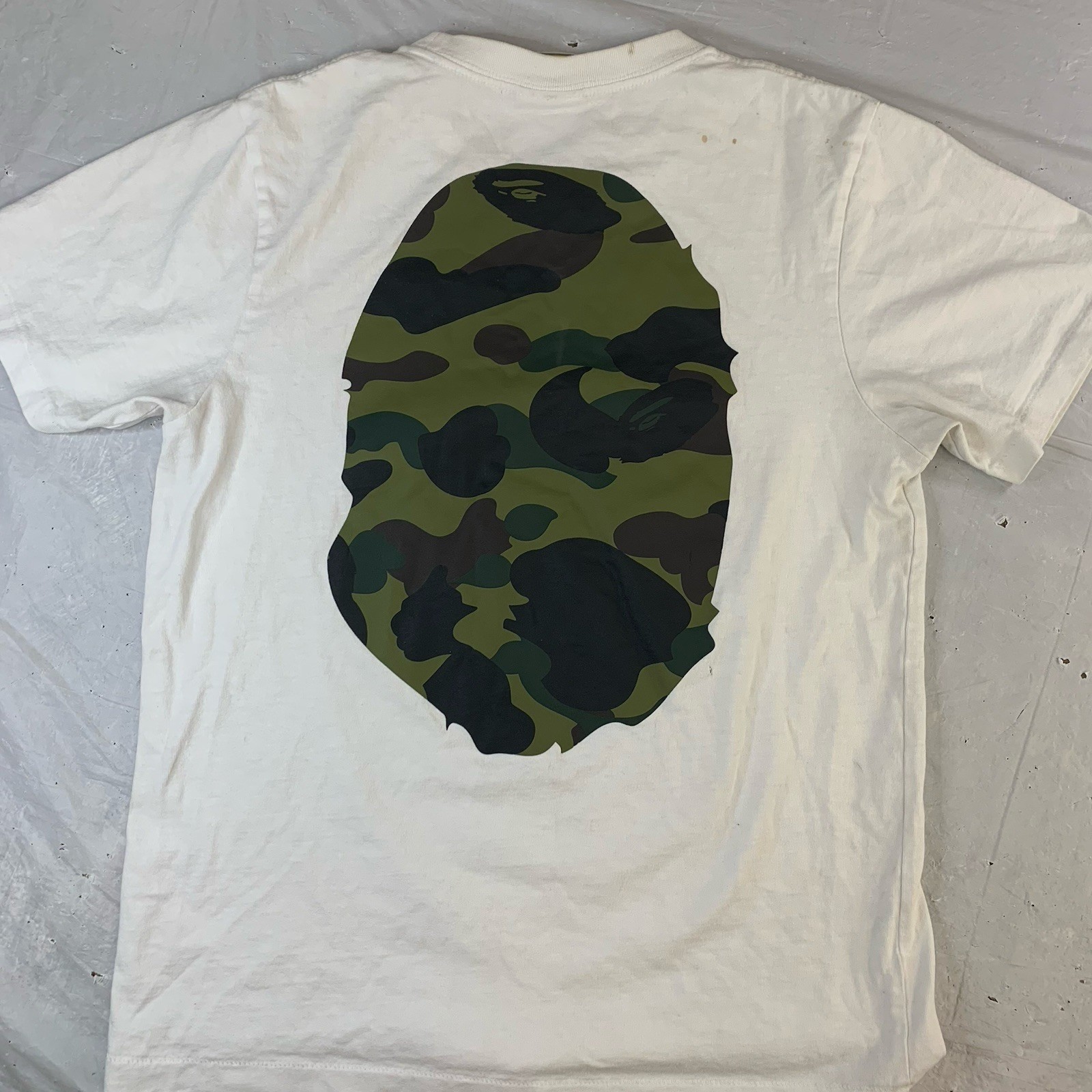 BAPE A Bathing Ape Size 8 Ladies White T-Shirt Green Camo Head