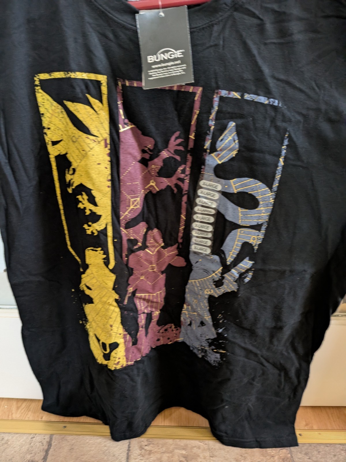 Destiny Class Banners XL Short Sleeve Shirt – Never Worn, With Tags