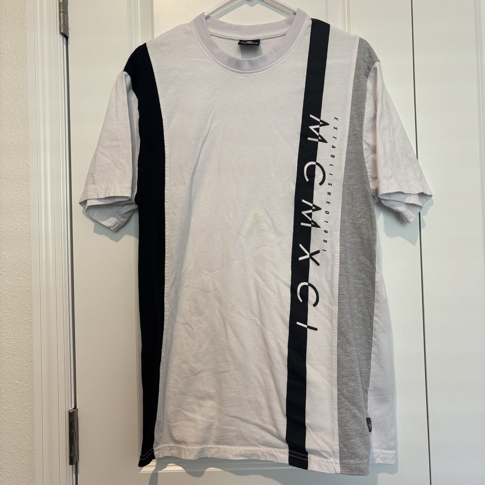 Southpole Shirt Mens XL White Graphic 1991 Authentic Collection Streetwear