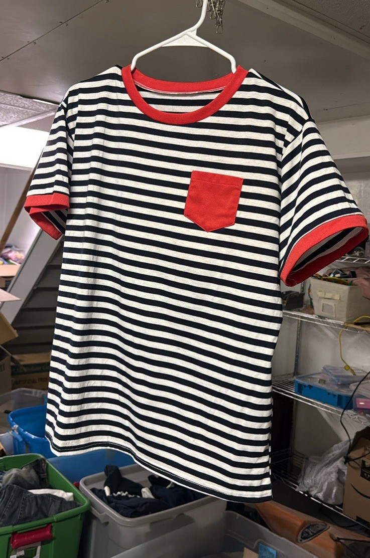Men’s Blue/White Striped Crew Neck Short Sleeve T-Shirt w/ Red Pocket XL