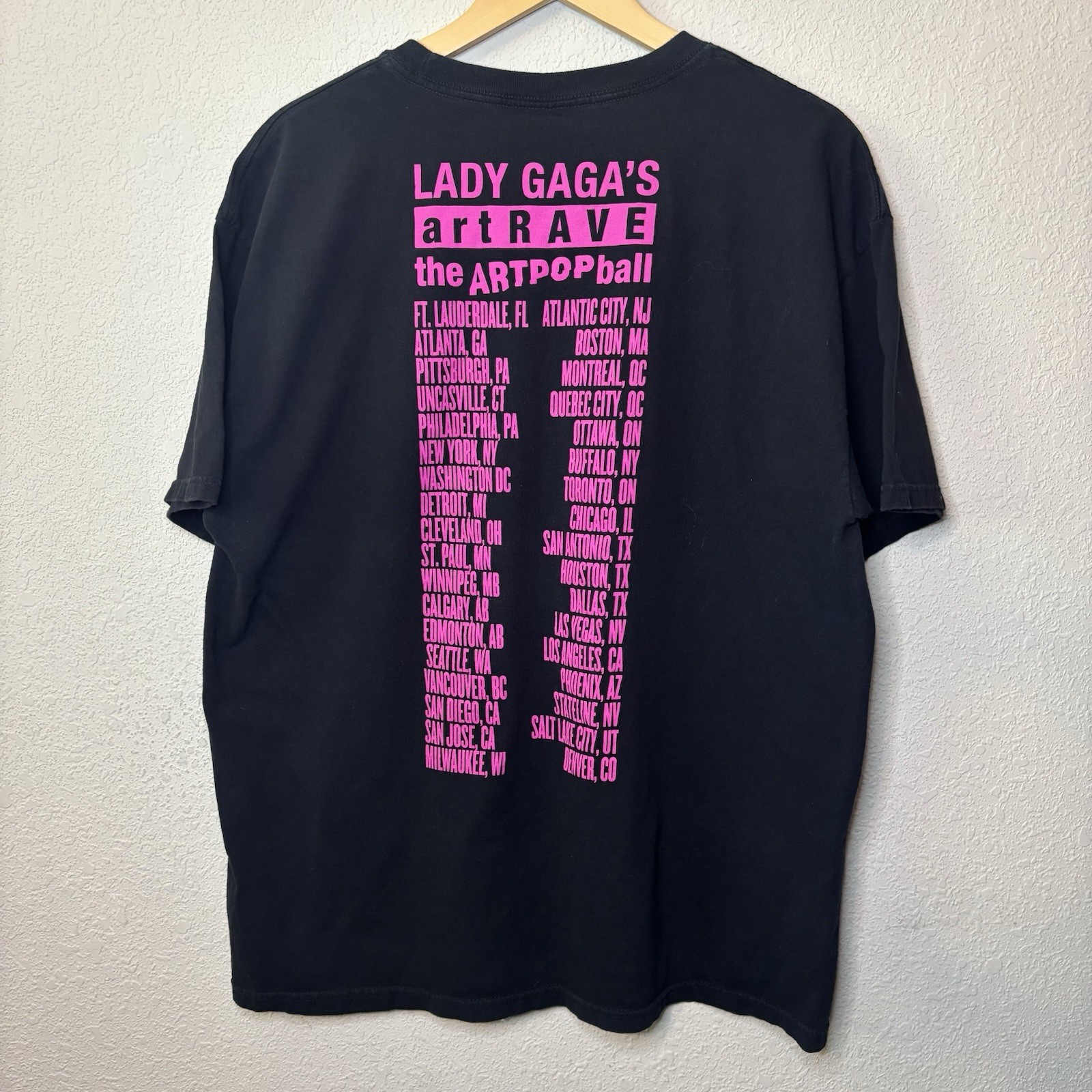 Lady Gaga Art Rave The Artpop Ball Tour T-Shirt Men’s XL Music Pop Rare