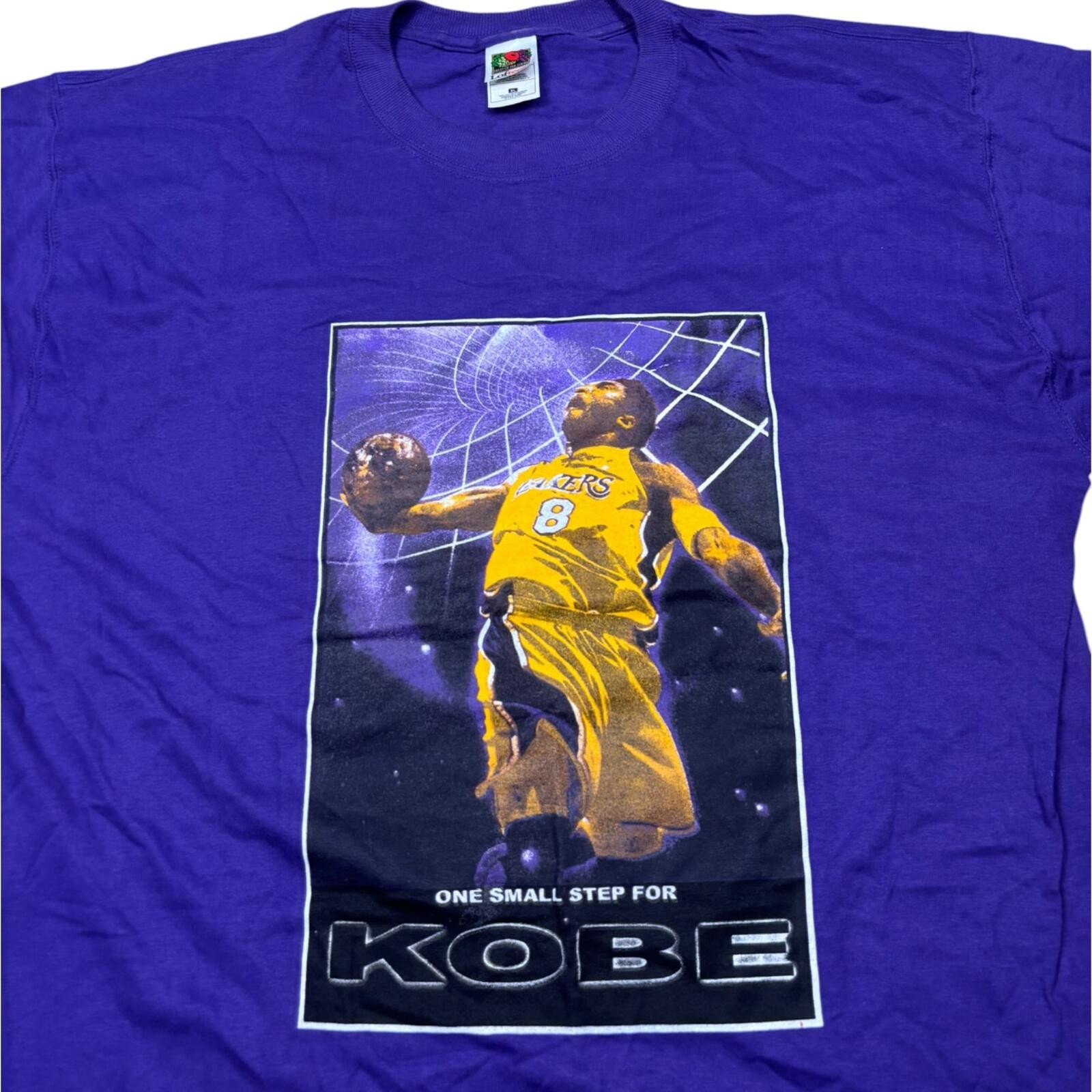 Kobe Bryant 2002 LA Lakers Back To Back 2 Back Champions Tee