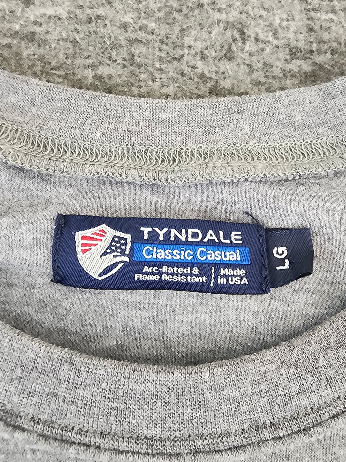 Tyndale Shirt Mens Large Flame Resistant Classic Casual FRMC CAT2 USA Adult A57