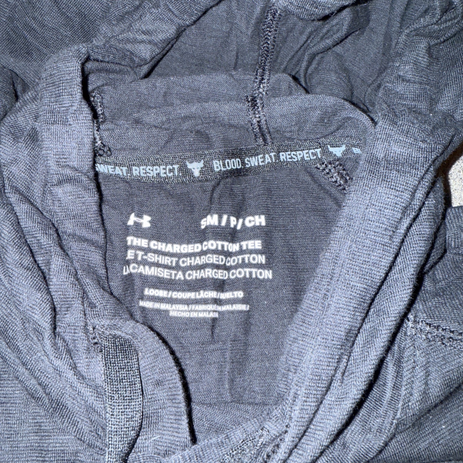 Under Armour Project Rock Hoodie T-Shirt with Kangaroo Pocket P2P 19 In T2B 29in