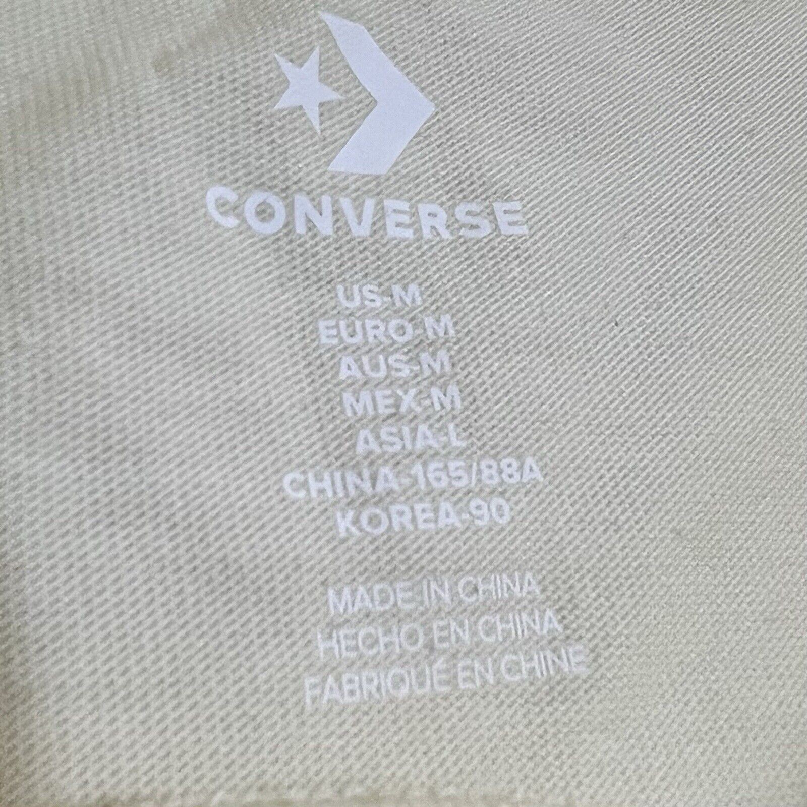 Converse Men’s T-Shirt Cream Loose Fit Short Sleeve Embroidered Logo Size Medium