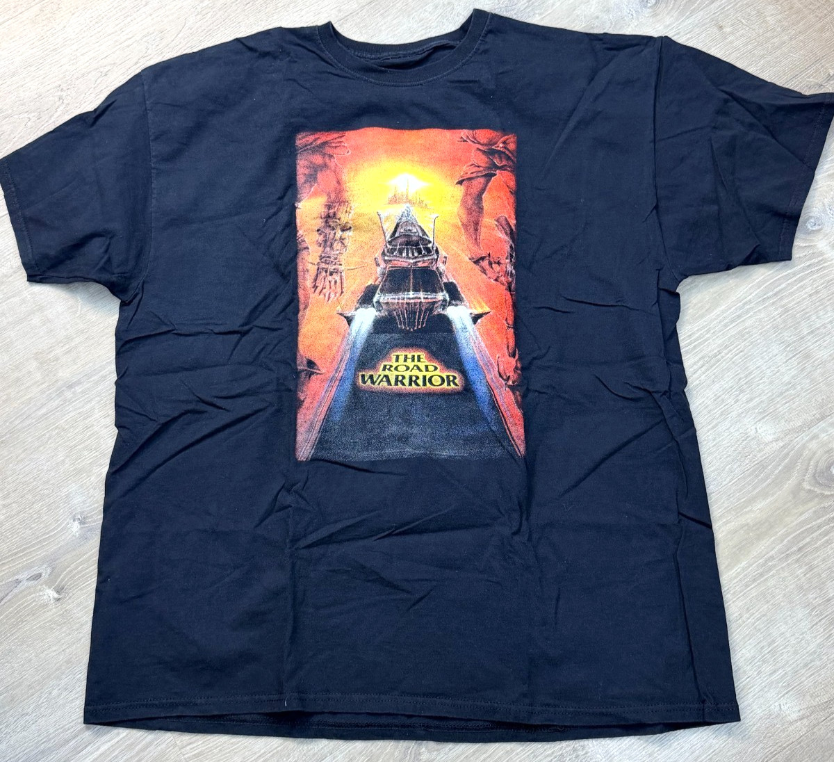 2 XXL T-Shirt The Road Warrior Movie Poster Style Pre-Owned Black