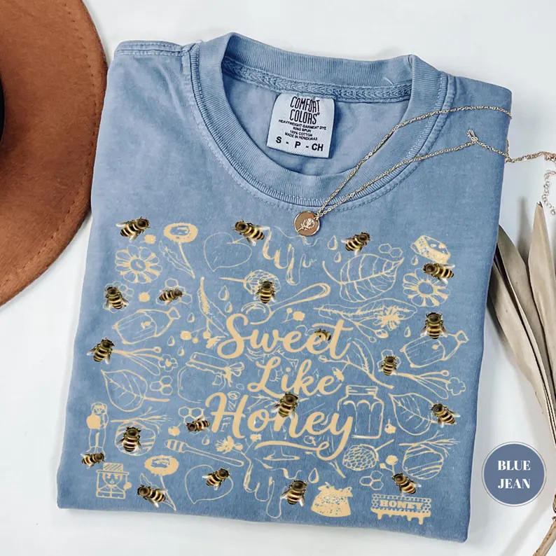 Sweet Like Honey Bee Honeycomb Nature Graphic Comfort Tee Soft Cozy Gift Unisex