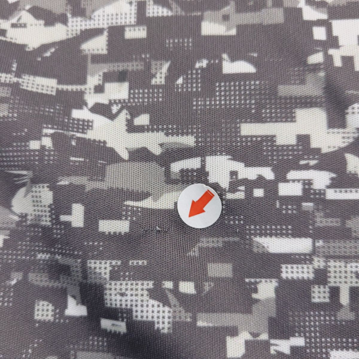 Columbia Shirt Mens Extra Large Gray Digital Camo Fish Print Moisture Wicking