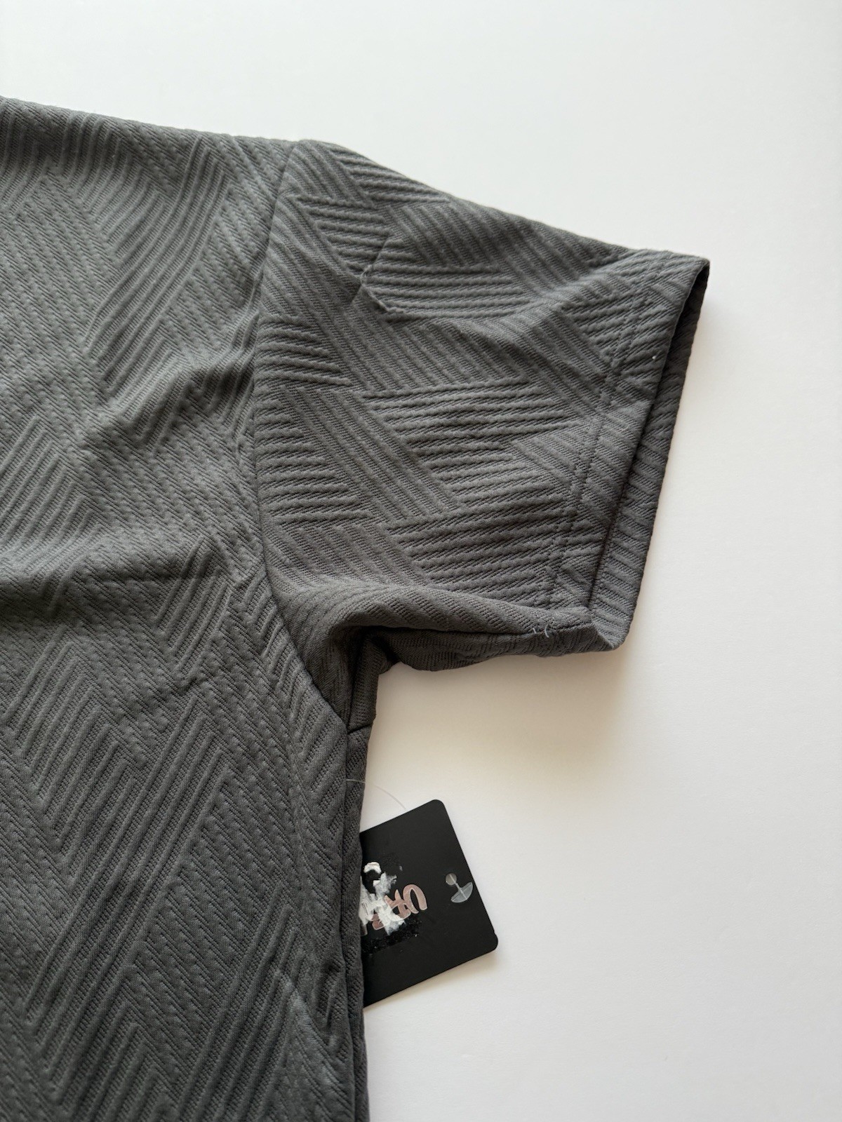 Urban Edge Men’s Geometric Textured T Shirt Gray 3XL NWT Streetwear