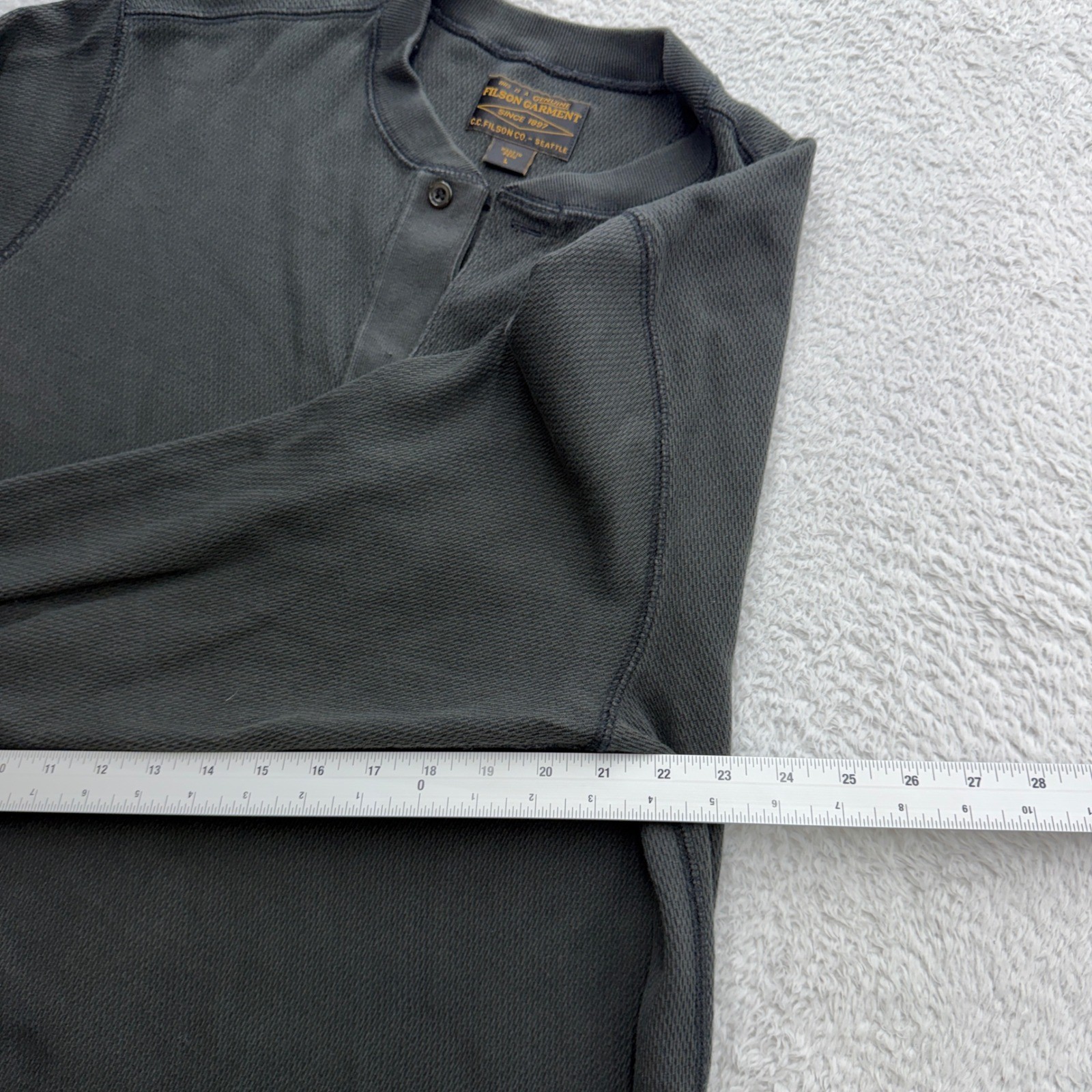 Filson Mens Waffle Knit Thermal Henley Shirt Charcoal Grey Long Sleeve Size L