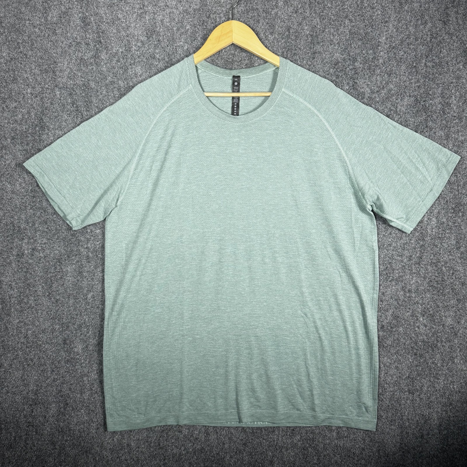 Lululemon Live In Practice Short Sleeve T Shirt Mens 2XL XXL Teal Gray Athletic