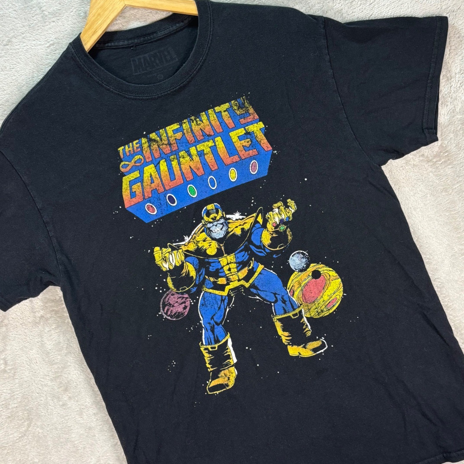 Marvel Men’s The Infinity Gauntlet Thanos T-Shirt Black Retro Graphic Tee M