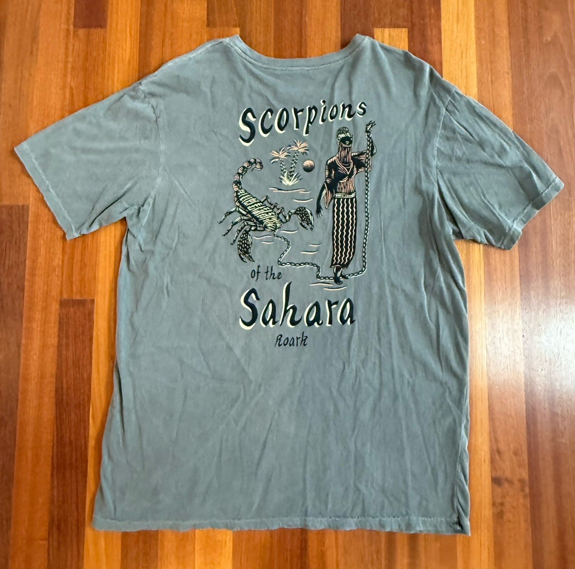 Roark Scorpions Of The Sahara Green T-Shirt Men’s XL Artifacts of Adventure