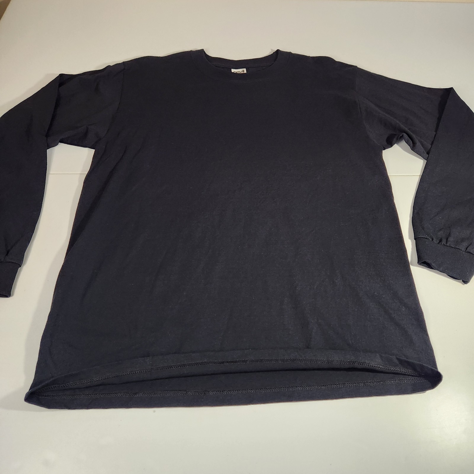 Anvil Men’s Large Heavyweight Black Long Sleeve T-Shirt Ribbed Cuffs / Crew Neck