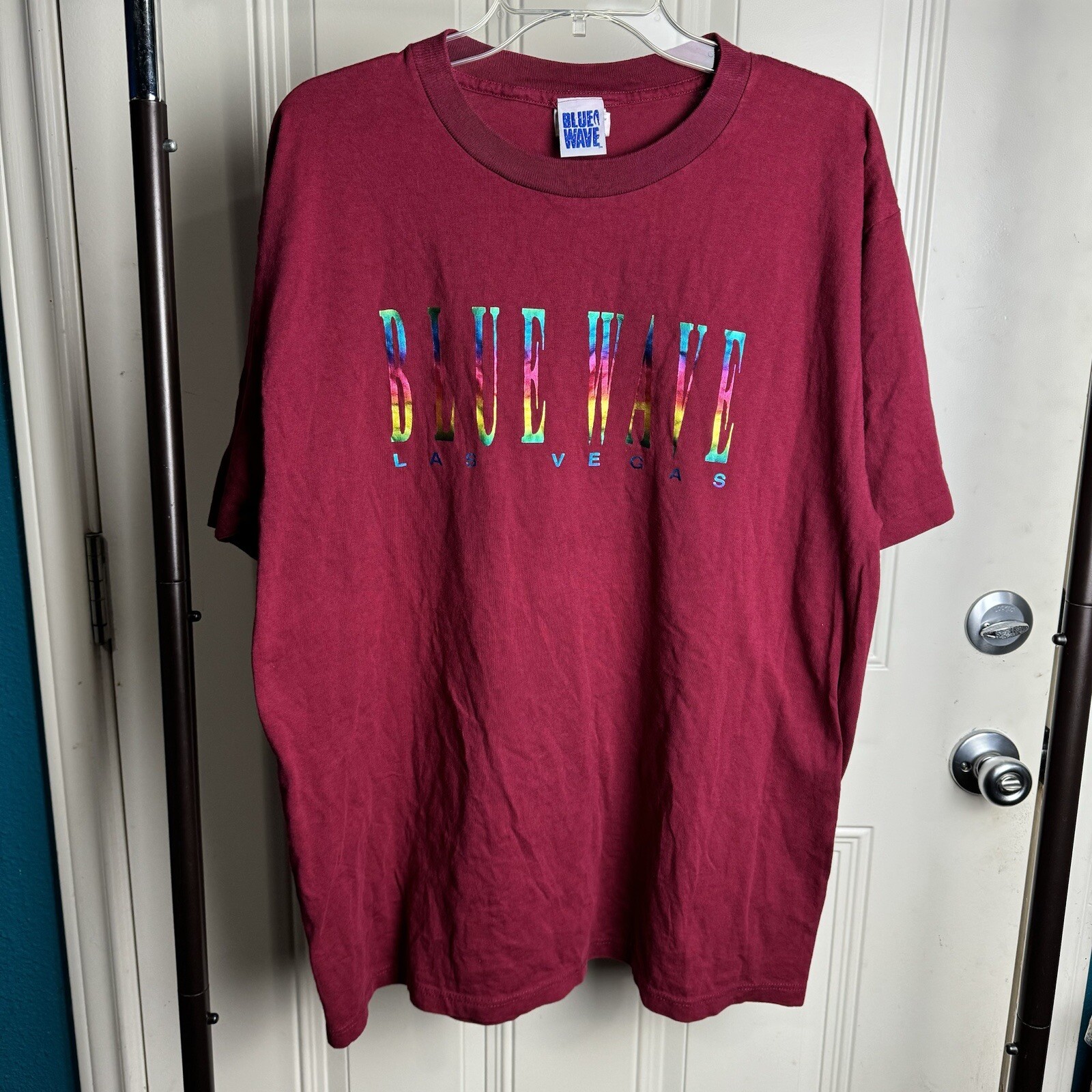 Vintage Blue Wave Las Vegas shirt XL maroon single stitch rainbow foil print tee