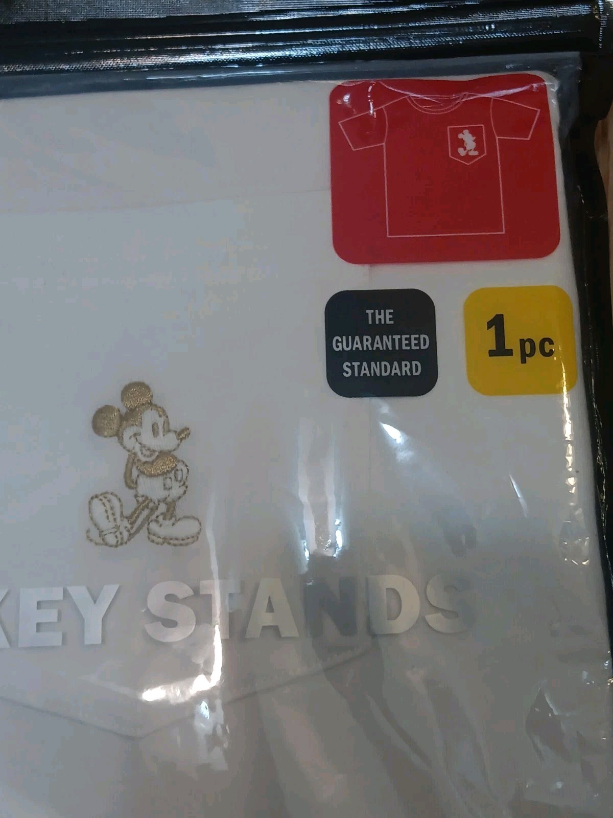 ” Mickey Stands ” Pocket Tee Mens Medium Sort Sleeve Shirt New Old Stock !