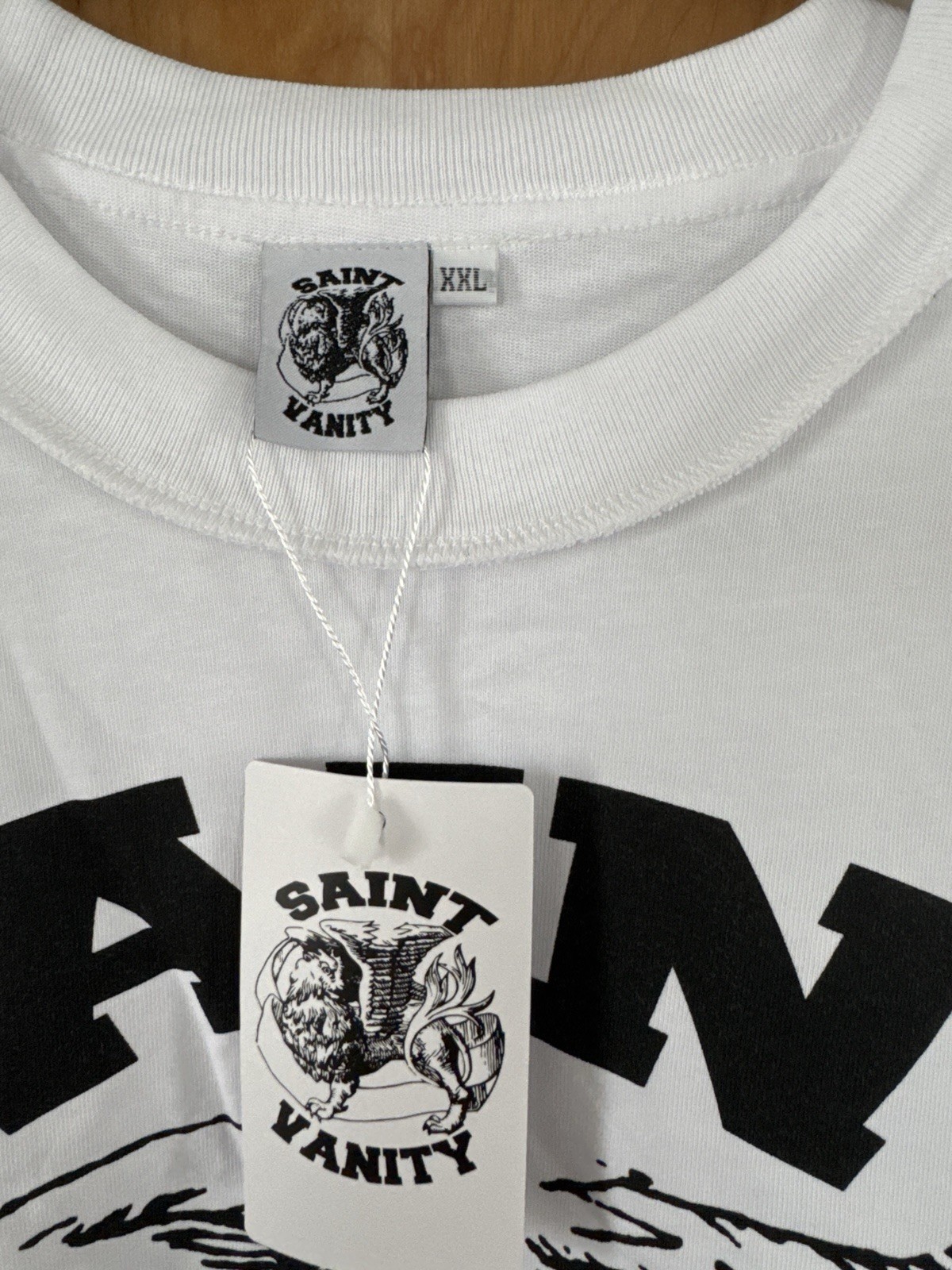 Saint Vanity Men’s Griffin Logo Soft Cotton T-Shirt Size 2XL White NWT