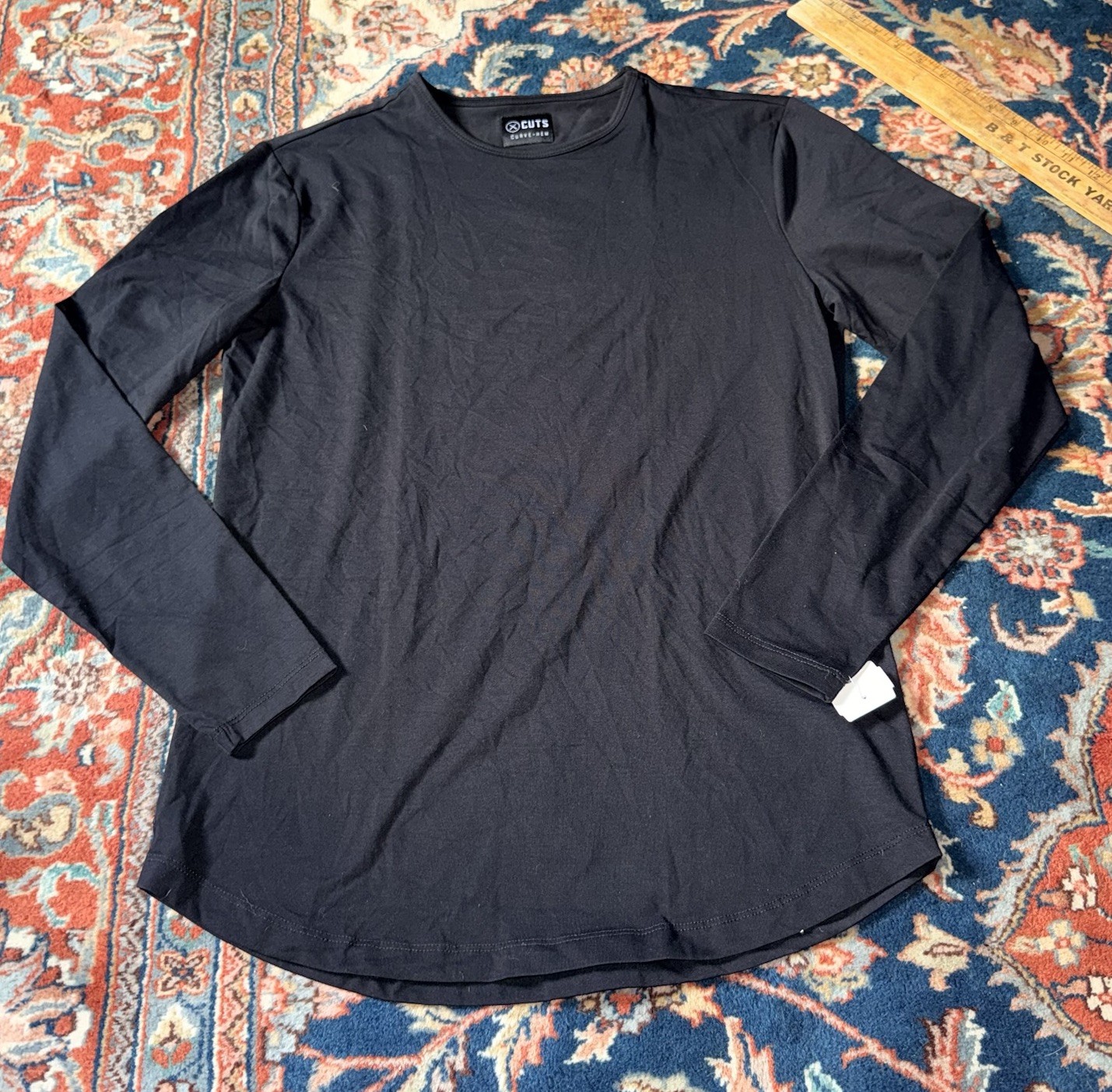 Cuts Shirt Curve Hem Pyca Pro Mens Medium Black Long Sleeve Crewneck Basic Top