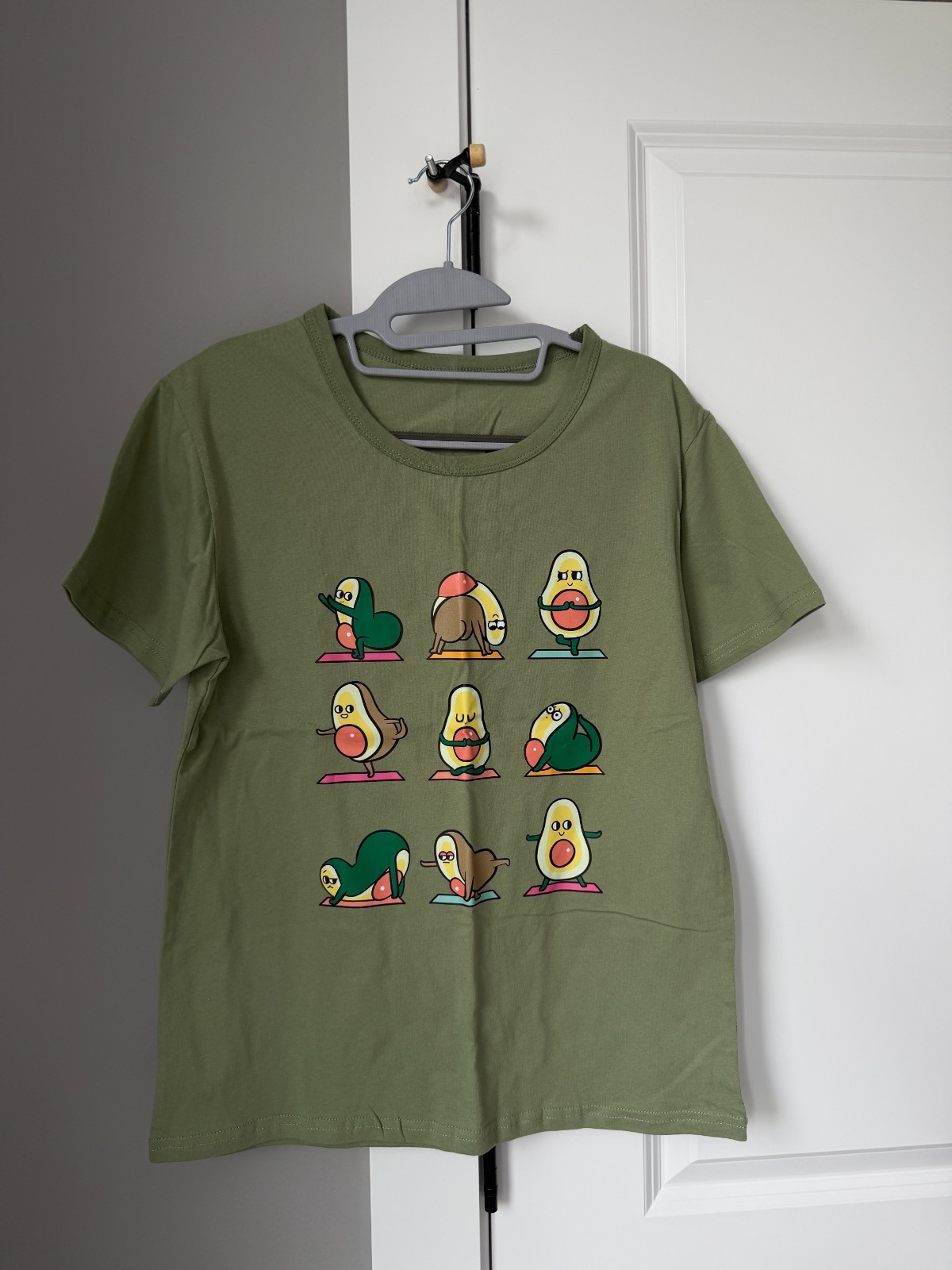 Women’s Olive Green Avocado Yoga Graphic T-Shirt Crew Neck Short Sleeve Tee