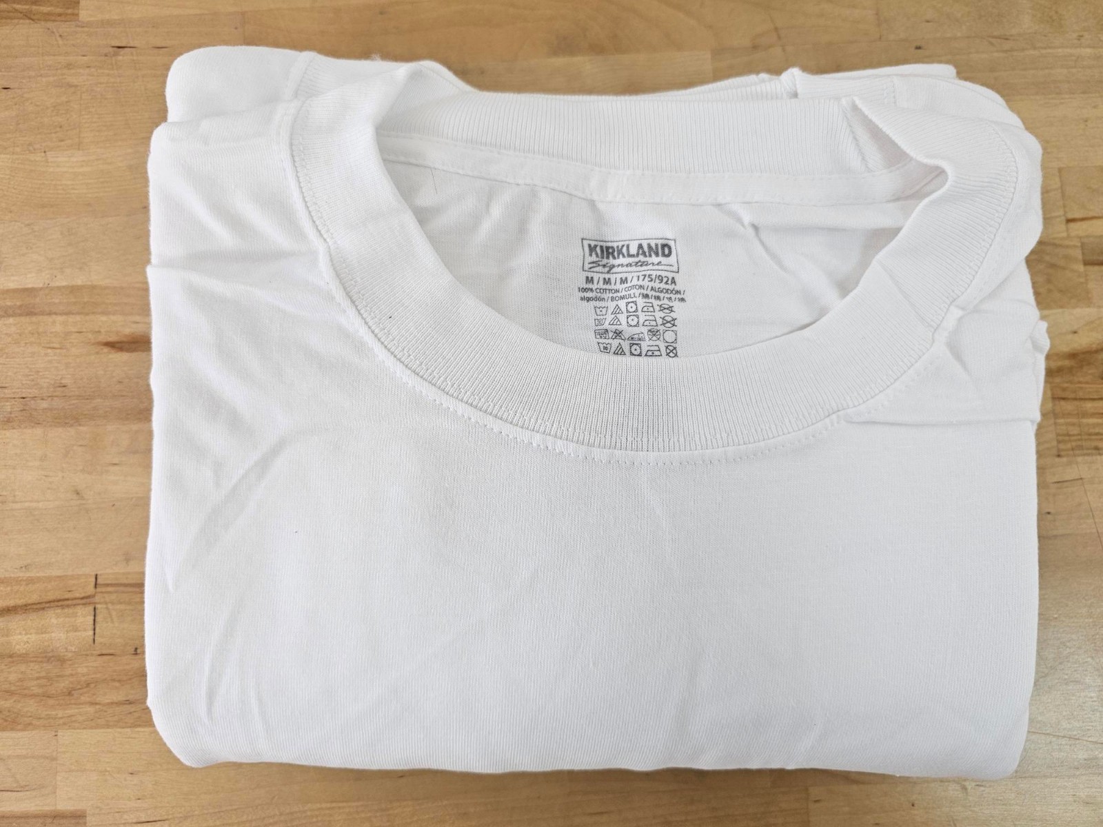 *3 PACK* – M / MEDIUM – WHITE – Kirkland Signature Men’s Crew Neck Cotton Shirts