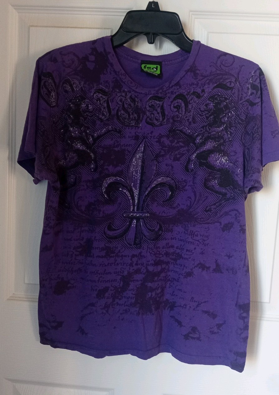 Four Seasons Design T Shirts Men’s Small Purple