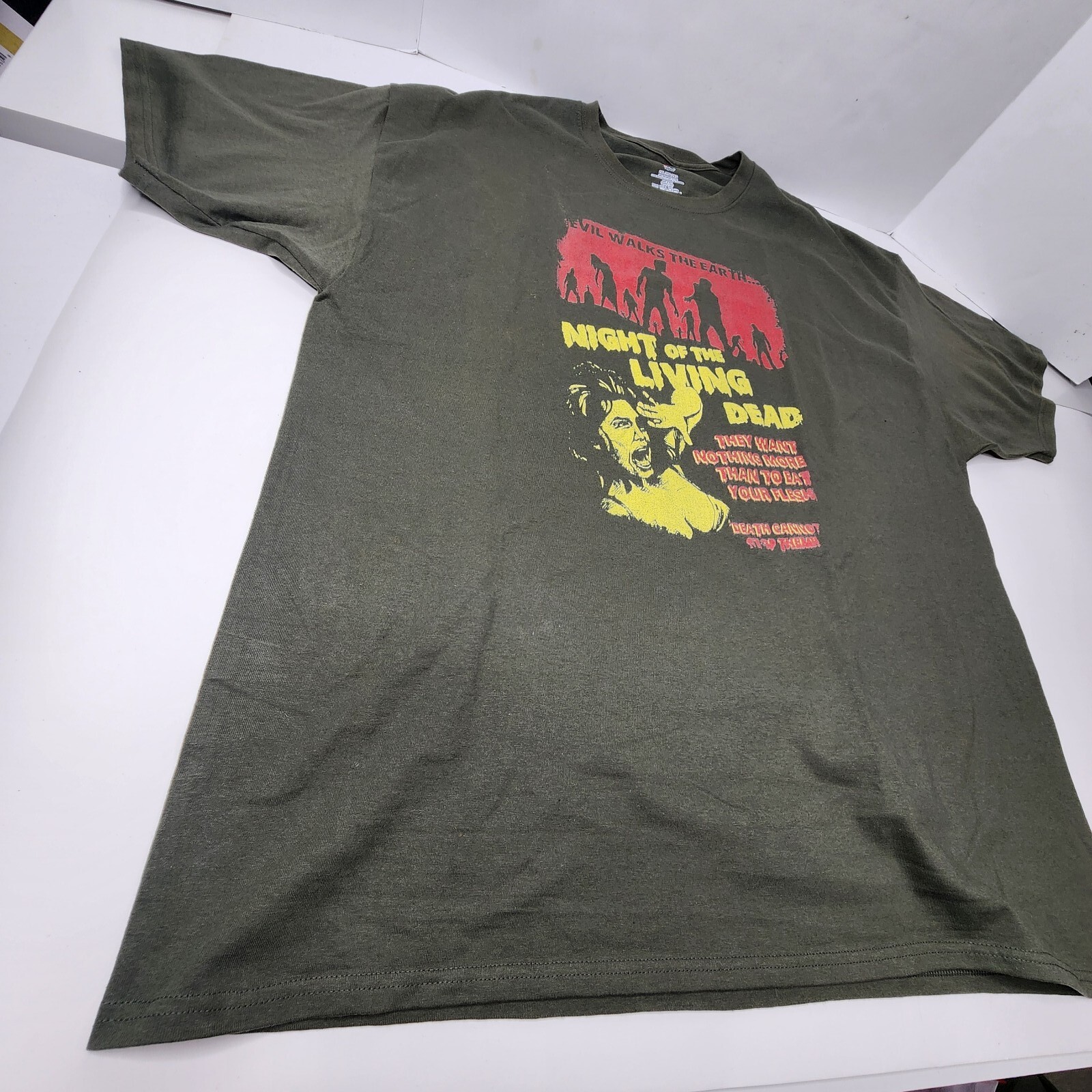 Night of the Living Dead Movie Shirt Men’s 2XL Horror Y2K OD Green Short Sleeve