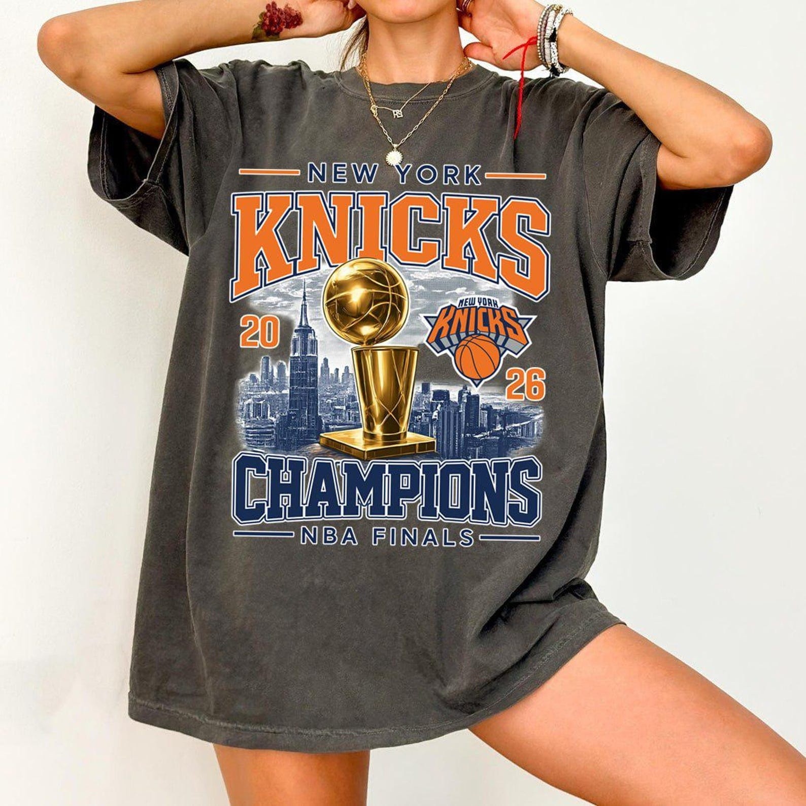 HOT!!! New York Basketball T-Shirt, Knick Basketball Shirt, Retro Knick Fan Gift