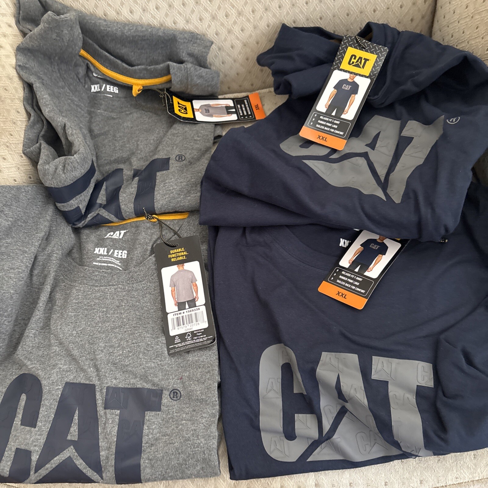 BRAND NEW WITH TAGS CAT Men’s Workwear Relaxed Fit T-Shirt, Gray, Blue. XXL