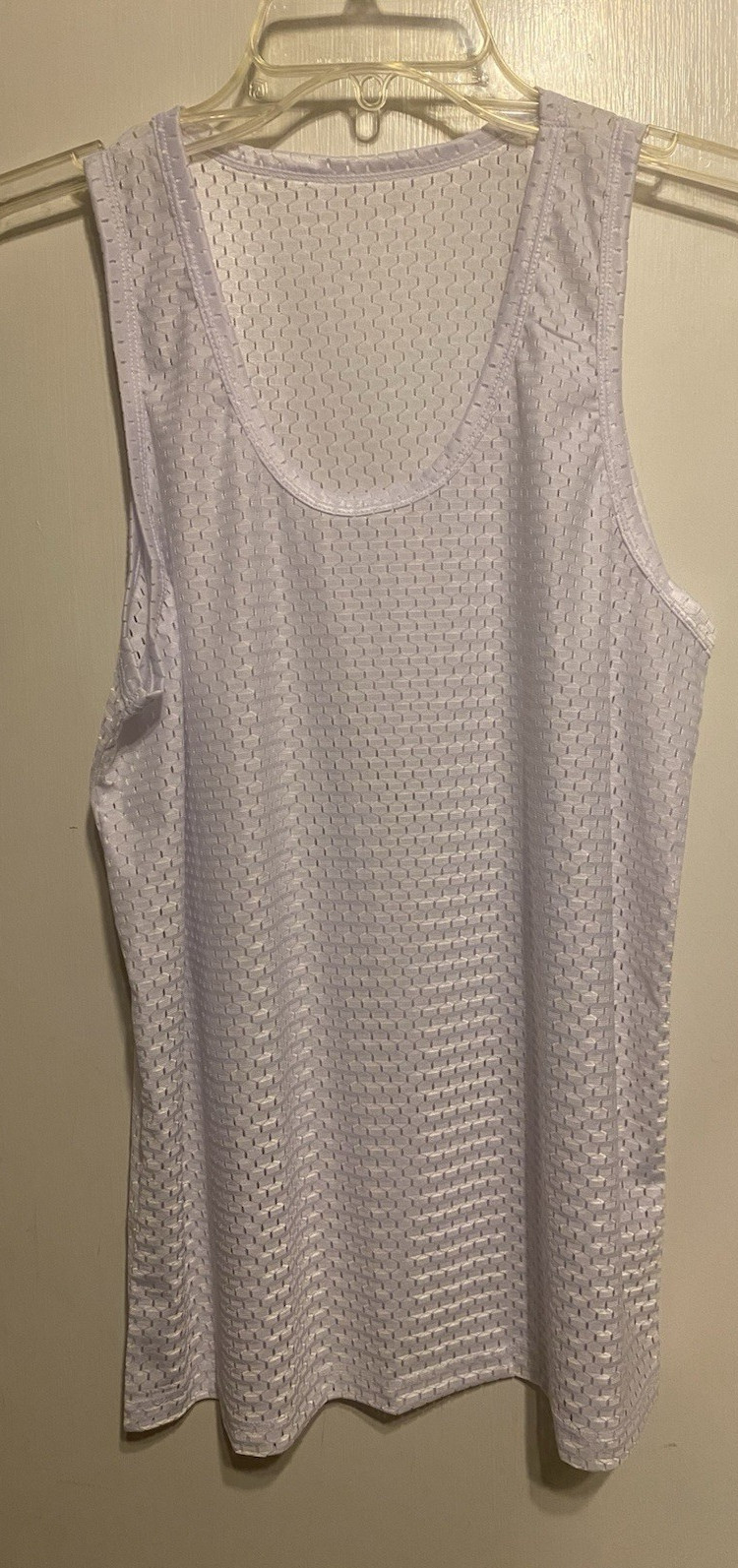 Men’s Mesh Tank Top Quick-Drying Fitness NWOT size Large US White Poly stretch