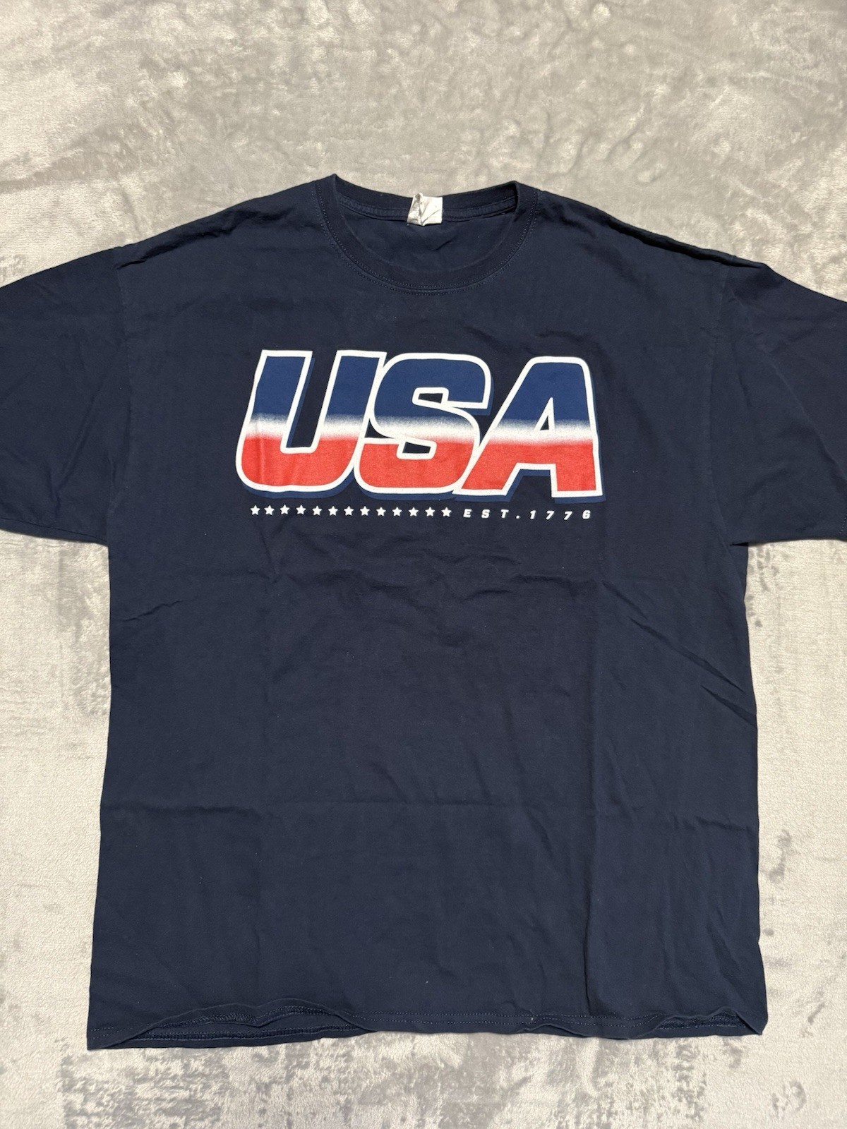 USA EST 1776 AMERICAN RED WHITE BLUE FRUIT OF THE LOOM NAVY BLUE SHIRT SIZE XL