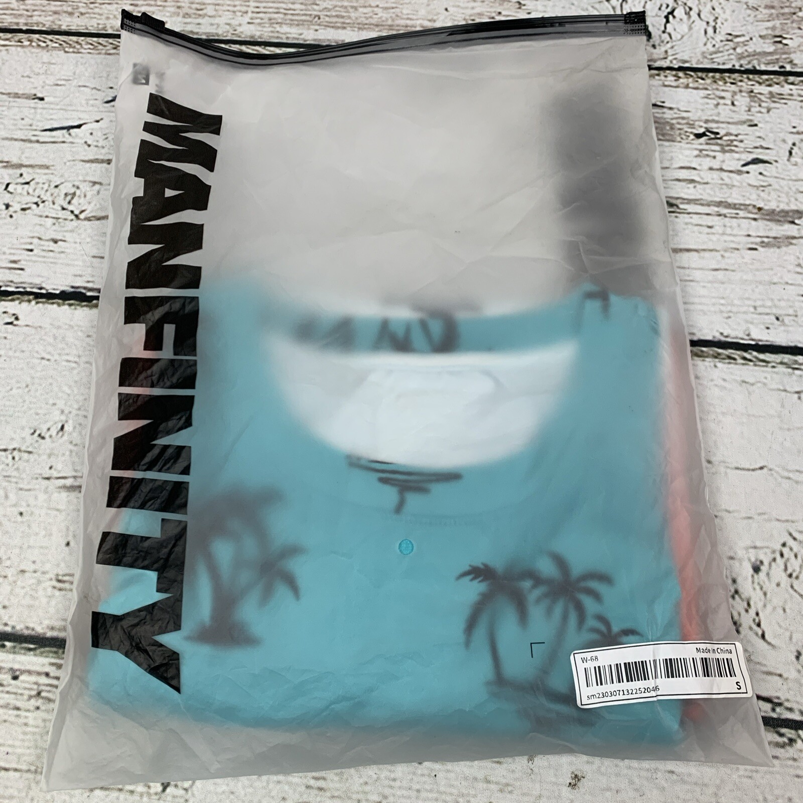 Tropical Palm Tree Print T-Shirt Blue Orange Ombre Graphic Tee [Size Small]