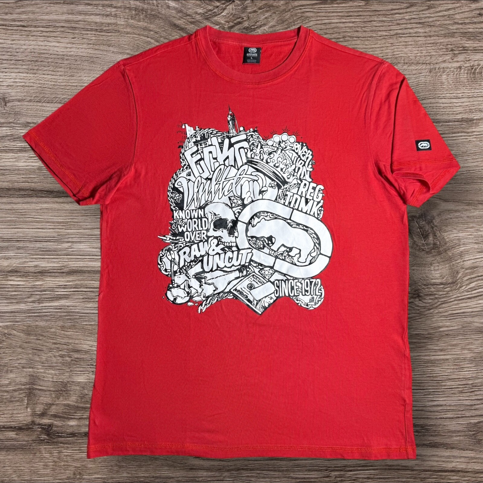 “Ecko Unltd” Big Print Skull Y2K Style T-Shirt Size L