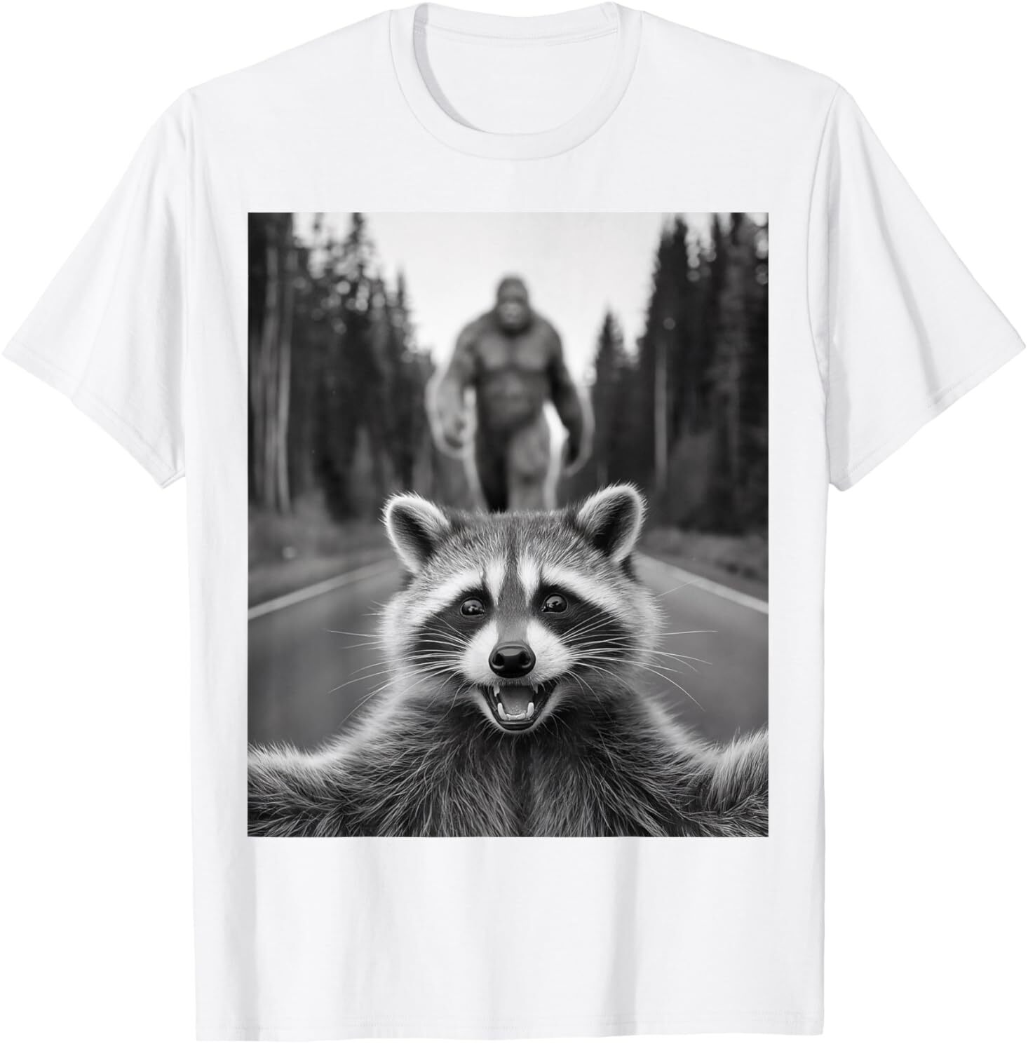 Scared Raccoon Selfie With Sasquatch Bigfoot , Funny Raccoon T-Shirt