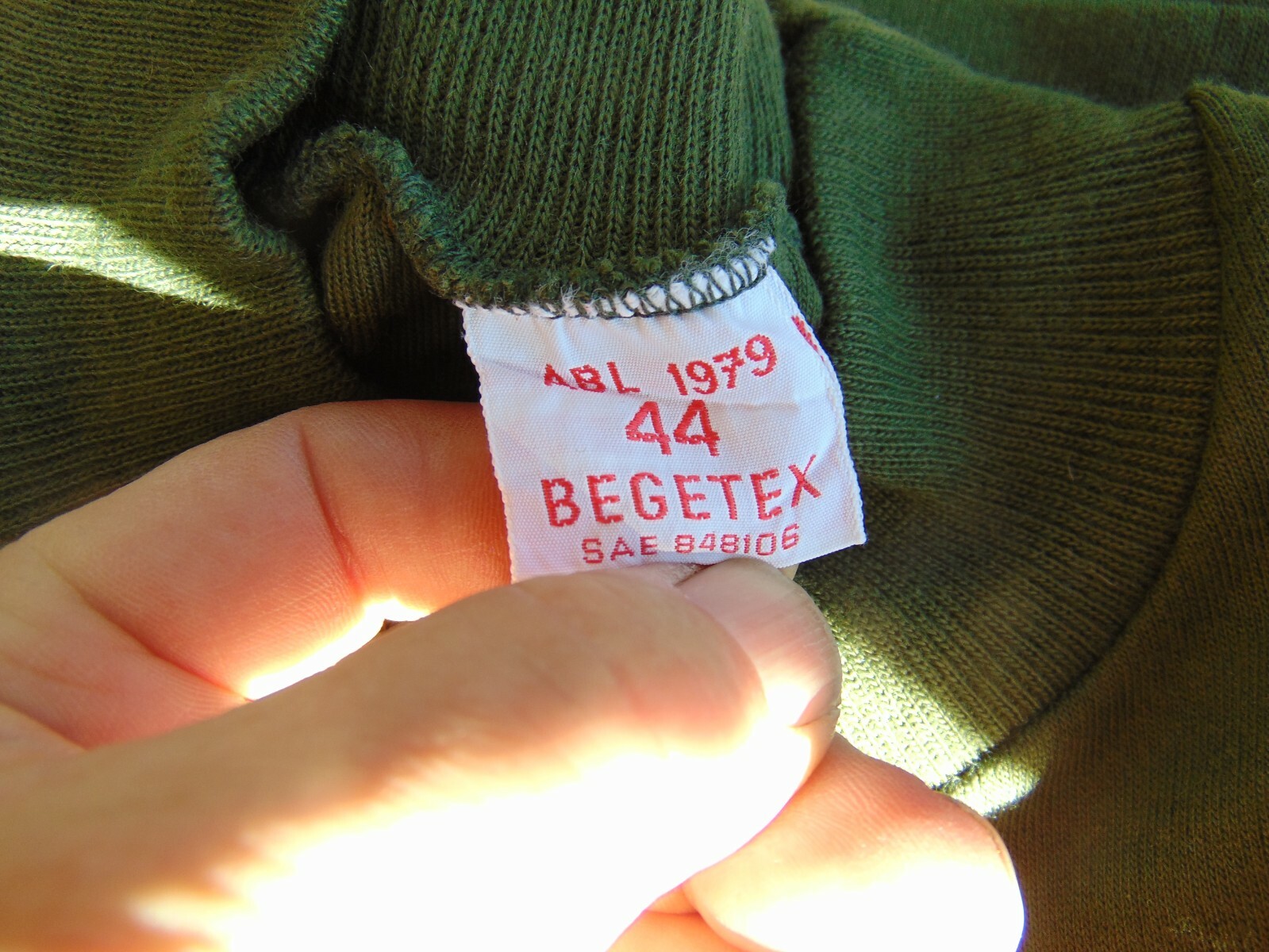Belgian Military wool/acrylic blend O.D. night/day shirt, Size S, NOS, free ship