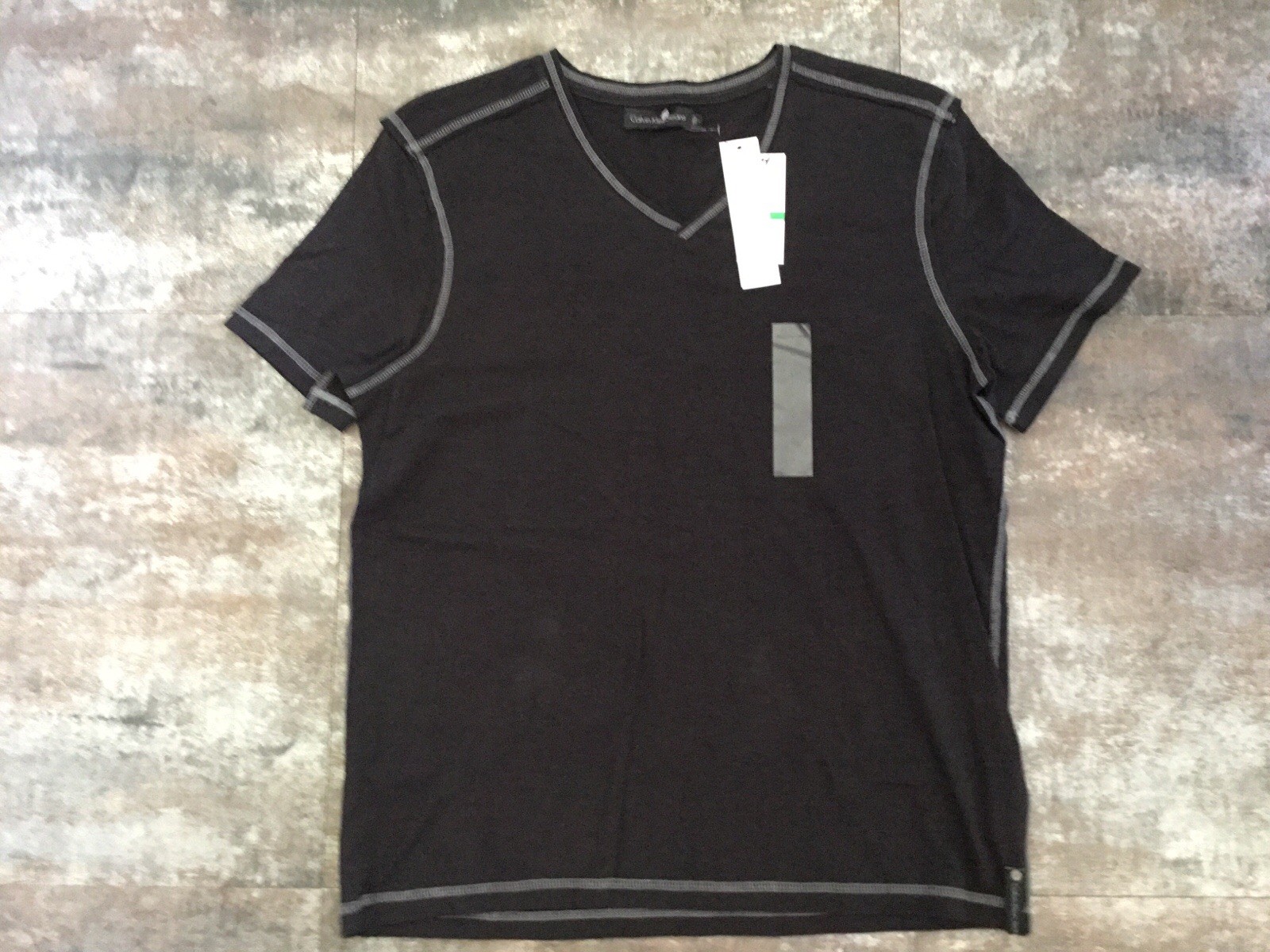 Men’s Shirt Calvin Klein Sz L Pullover V Neck Straight Hem Black New NWTs