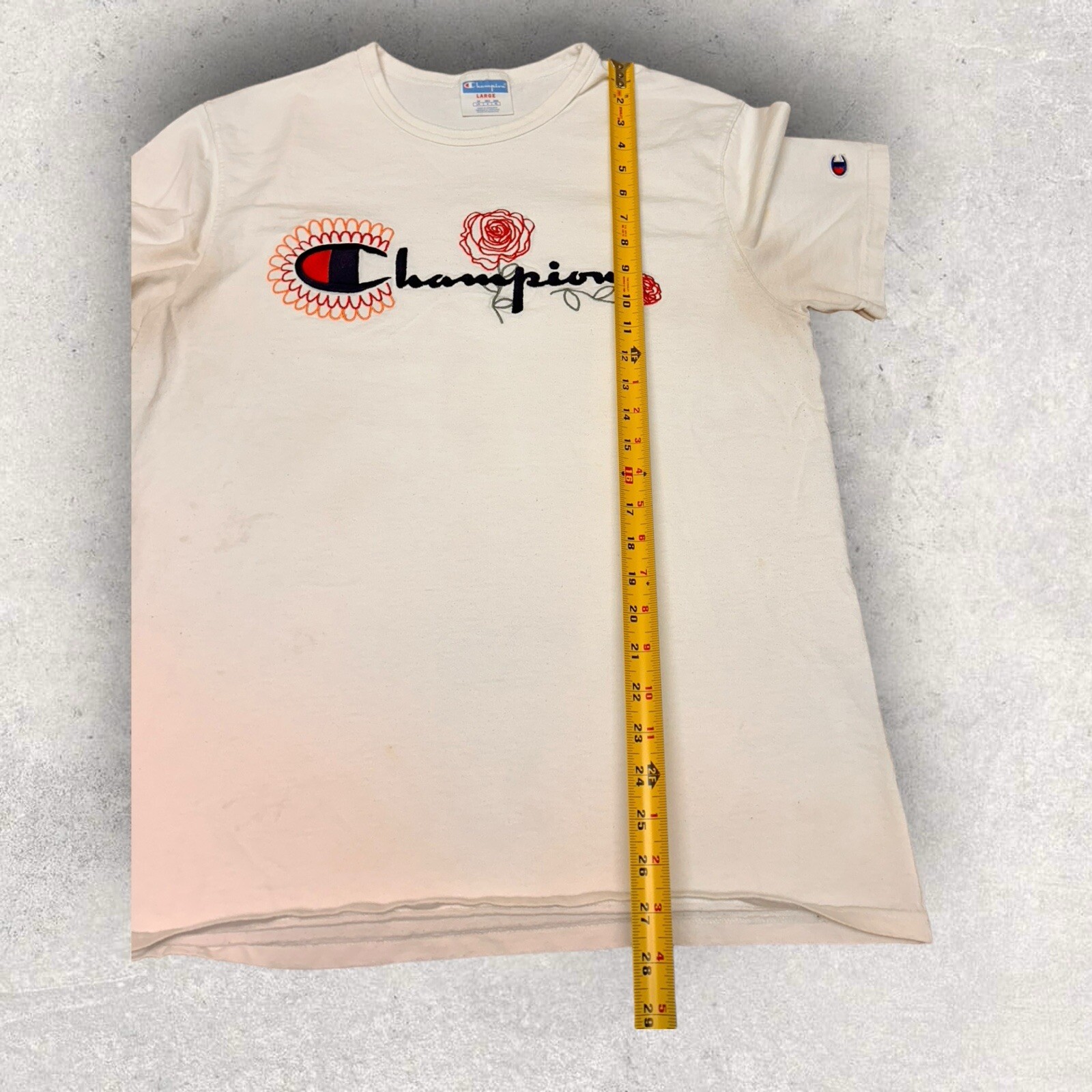 Champion Graphic T-Shirt Size Large Floral Spellout Logo Sportswear Tee White
