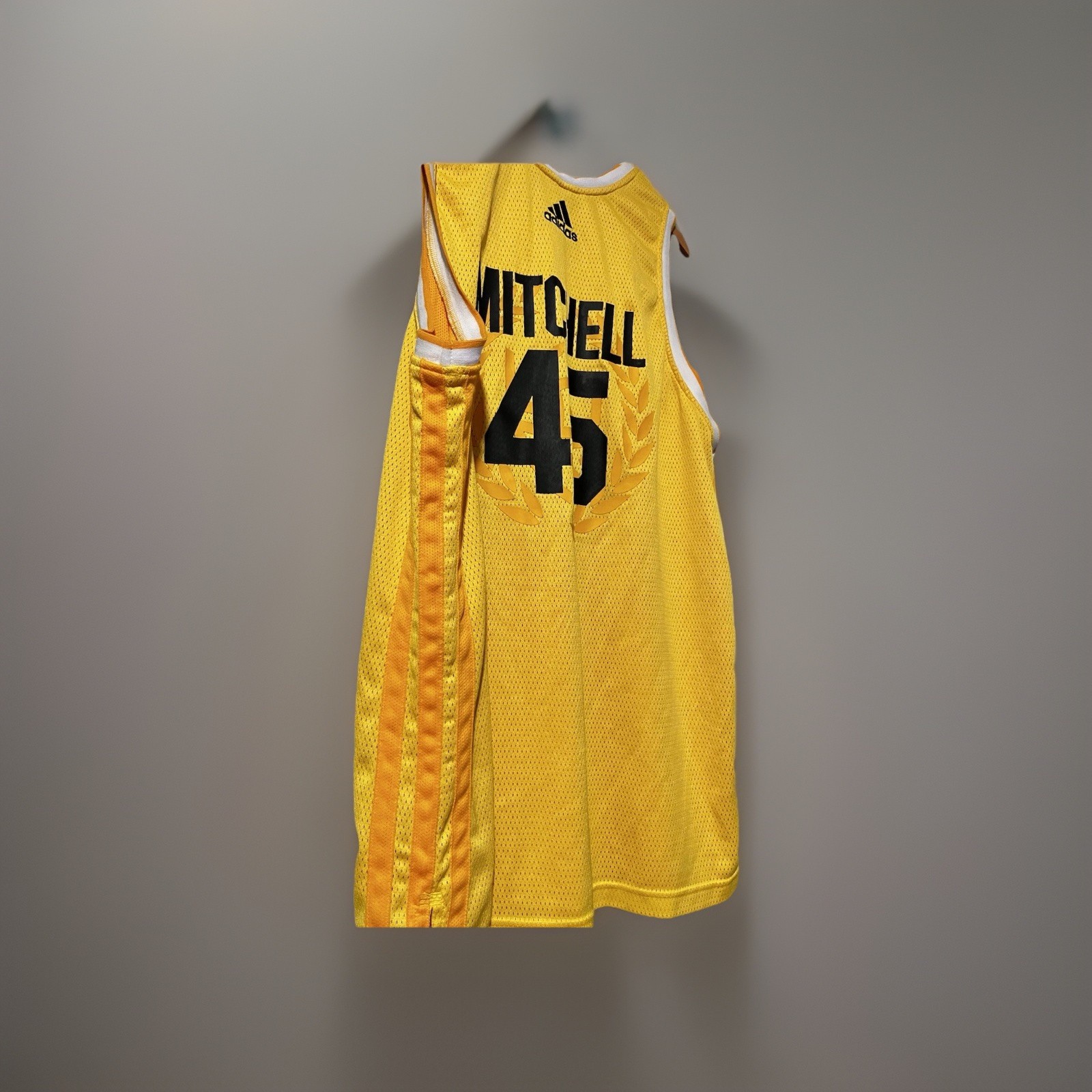 Adidas Bel-Air Academy Jersey Mitchell 45 Basketball Men XXL Yellow D.O.N. Tank