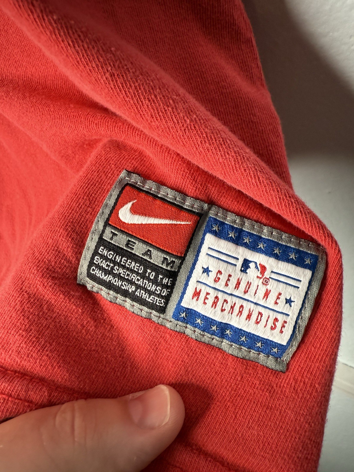 Nike Mens Cincinnati Reds XL Baseball Heavyweight Embroidered T Shirt Y2K Mr Red