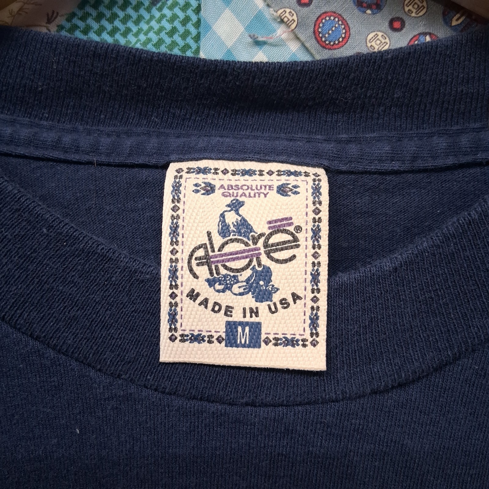 Vintage 2001 Alore Hummingbird T-Shirt Men’s Medium Navy Blue Made in USA