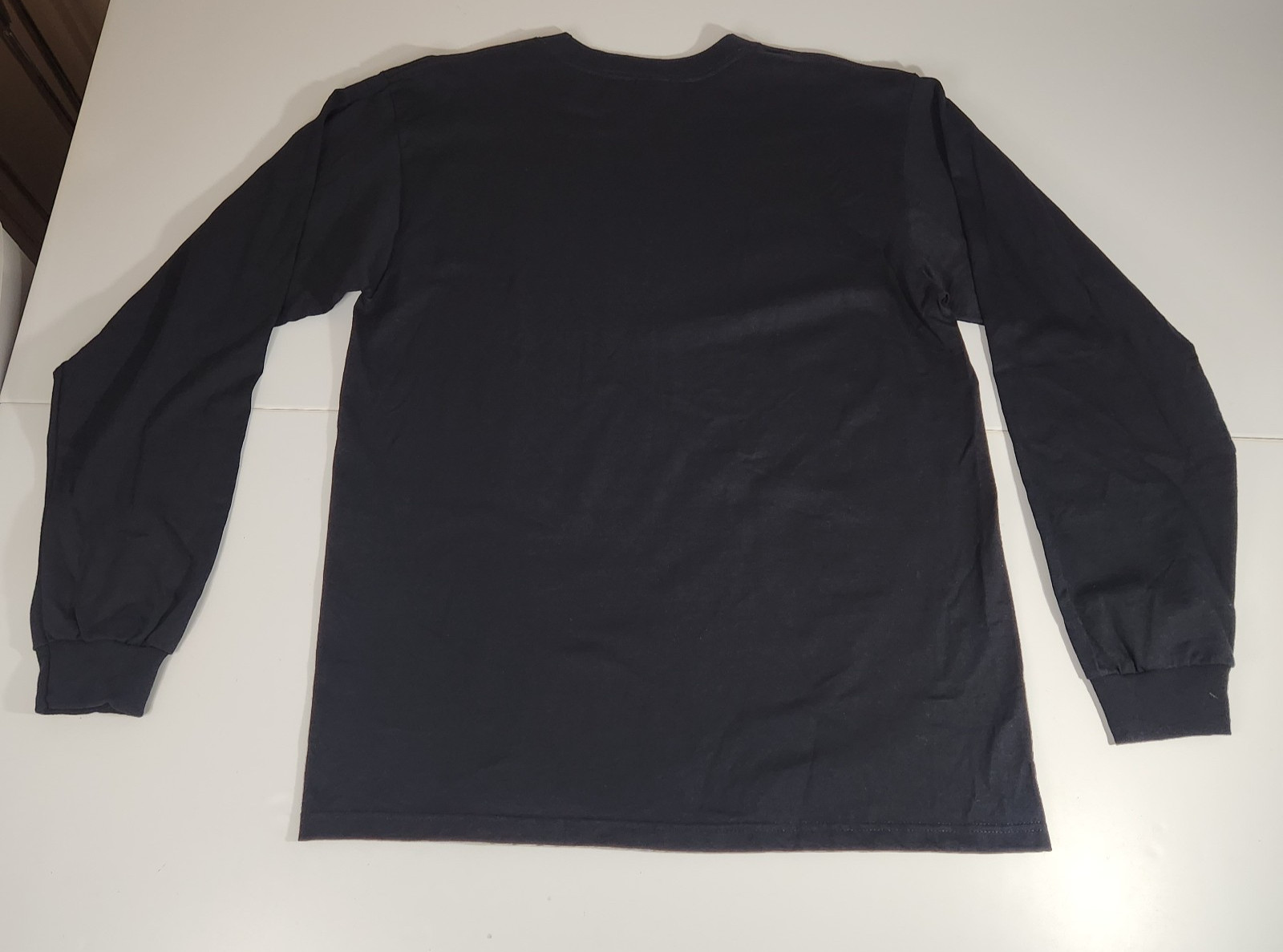 Anvil Men’s Large Heavyweight Black Long Sleeve T-Shirt Ribbed Cuffs / Crew Neck