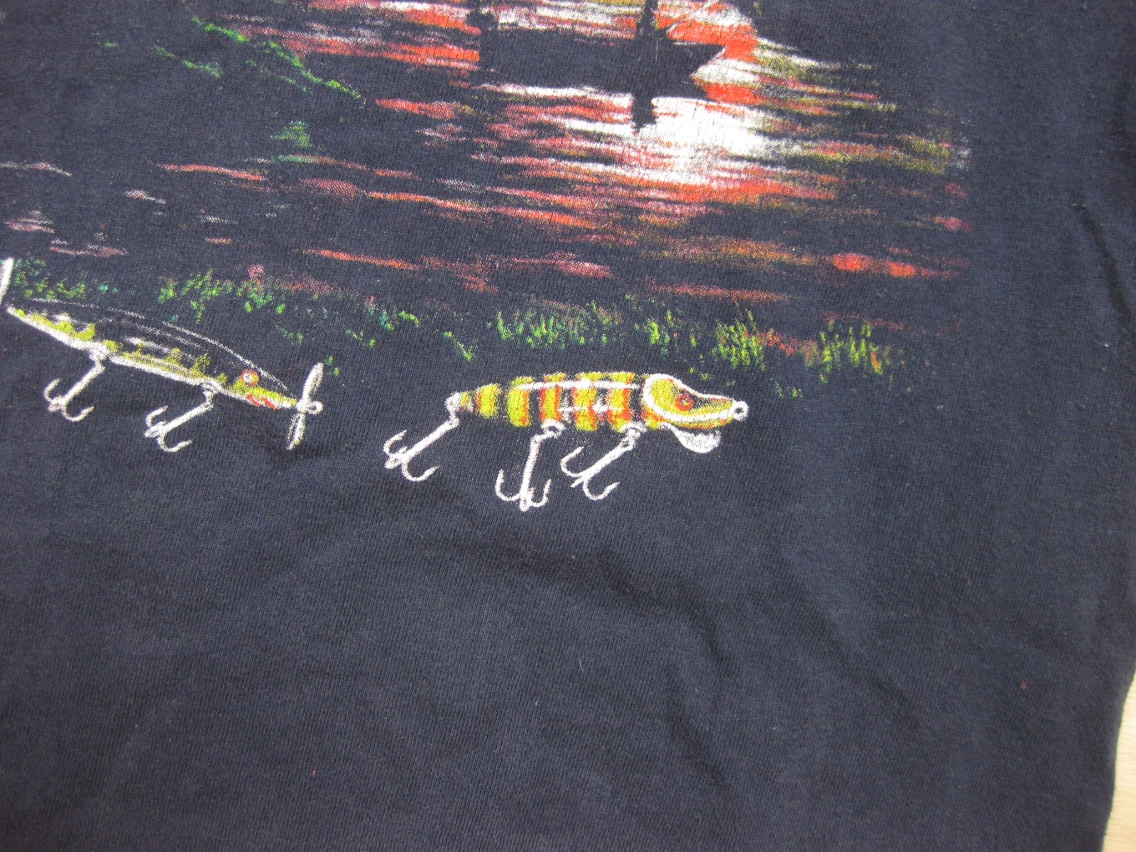 Vintage 90s Fishing T Shirt Men’s (L) Cabincore Outdoor Nature Tultex