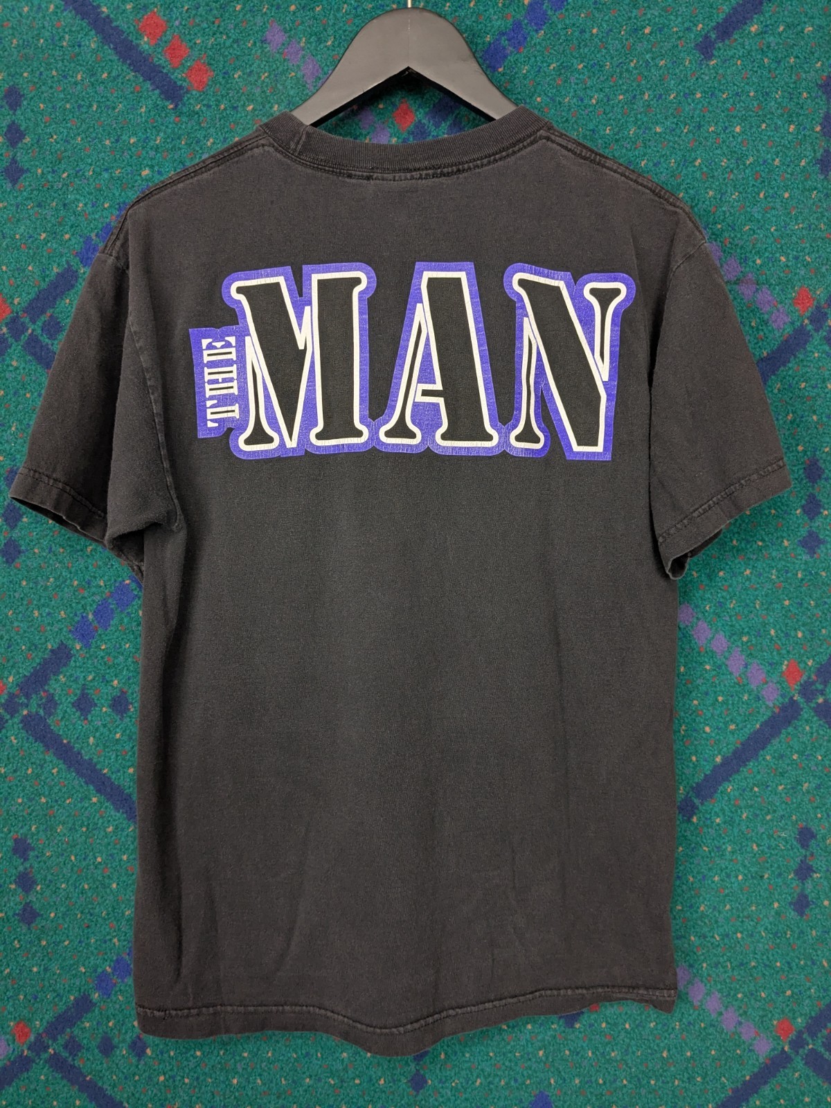 Vintage 2000s Rogue Status The Man Keep Pouring It On T-Shirt Grunge Faded Y2K