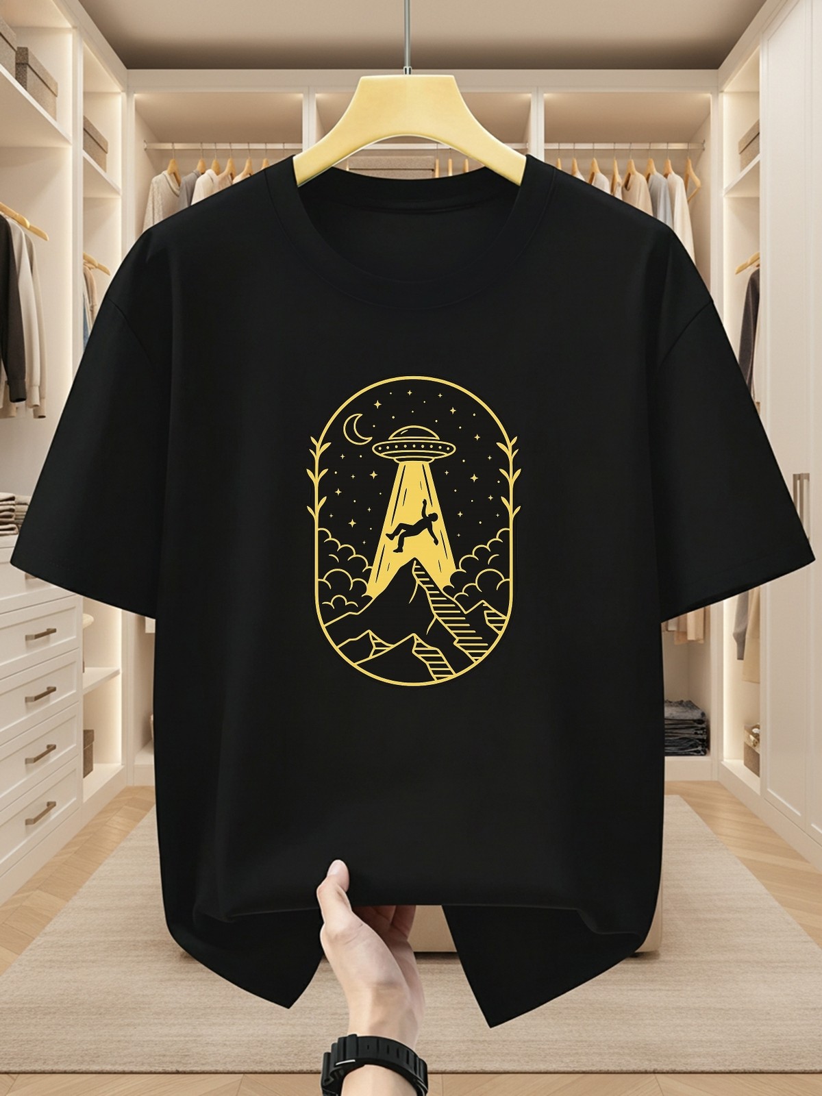 Men’s Alien UFO and Hiker Print Round Neck Short Sleeve T-Shirt