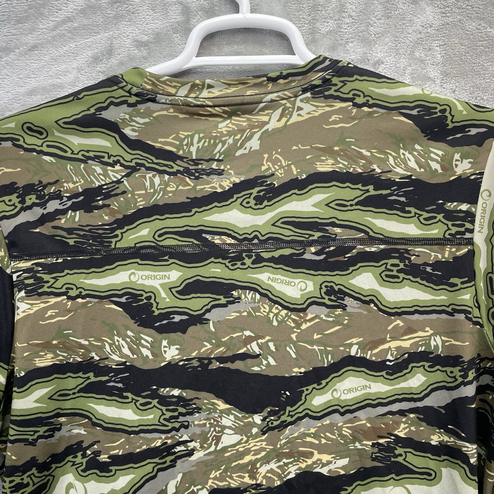 Origin Maine shirt Men medium Compression Rashguard MMA Fighting USA gym hunt
