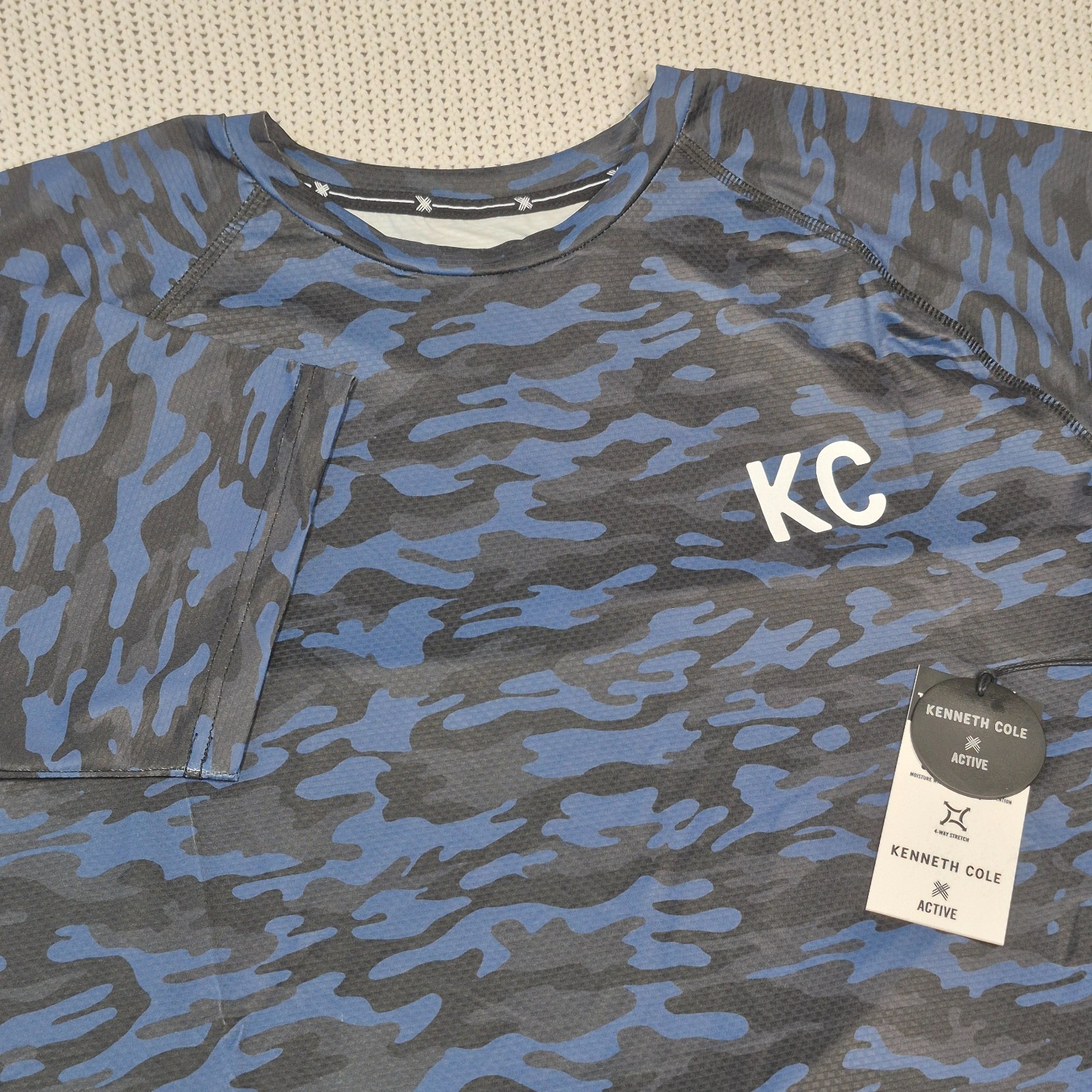 Kenneth Cole Men’s Active Tech Shirt S/S Stretch Breathable Soft Navy Camo