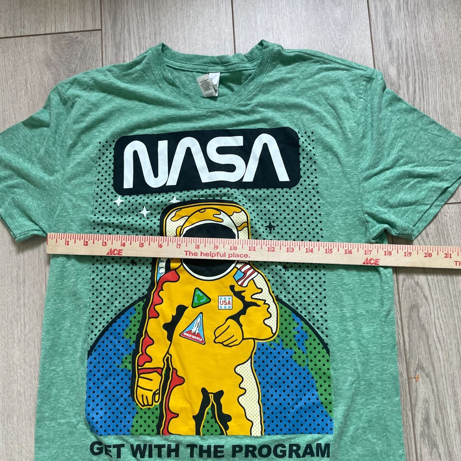 Threadfast Nasa Get with the Program Space T-Shirt Men’s Medium Green Astronaut
