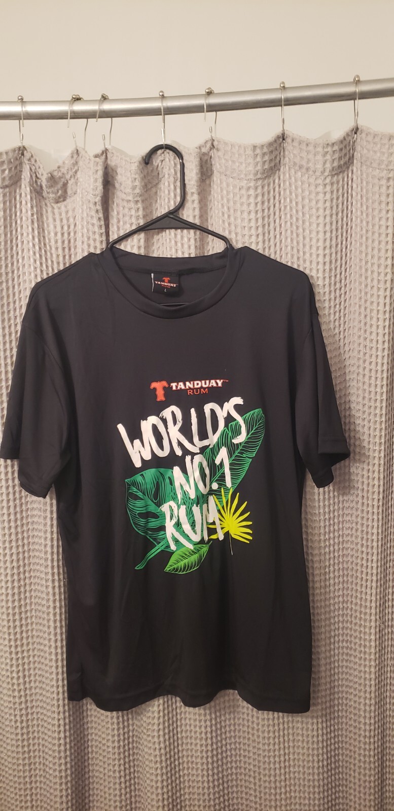 Tanduay Rum T Shirt Mens Size Large Worlds #1 Rum