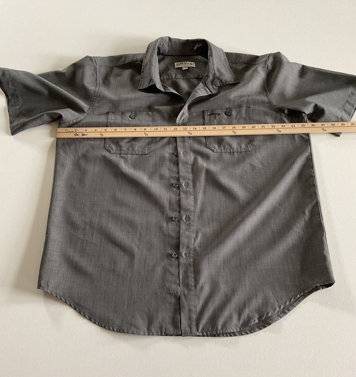 Orvis Gray Chambray Button-Up Shirt Men’s Short Sleeve