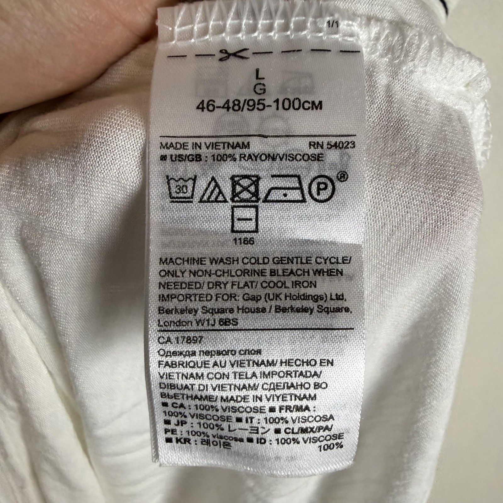 Banana Republic Shirt Mens Large White Sleeveless Tank Top Contrast Trim Jersey
